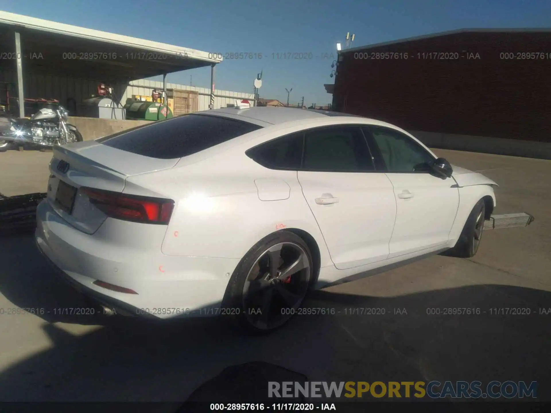 4 Photograph of a damaged car WAUC4DF5XKA009195 AUDI S5 SPORTBACK 2019