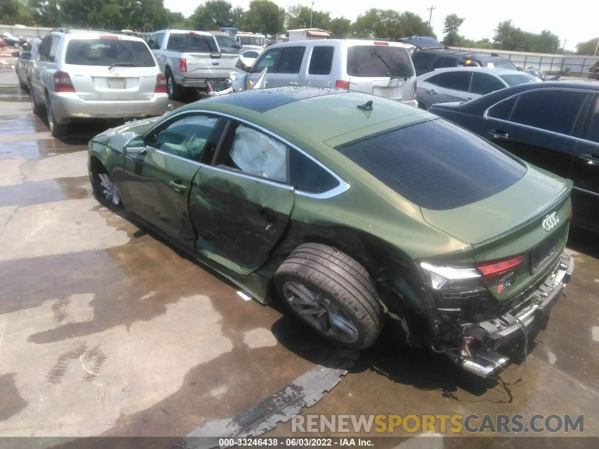 3 Photograph of a damaged car WAUA4CF59MA004350 AUDI S5 SPORTBACK 2021