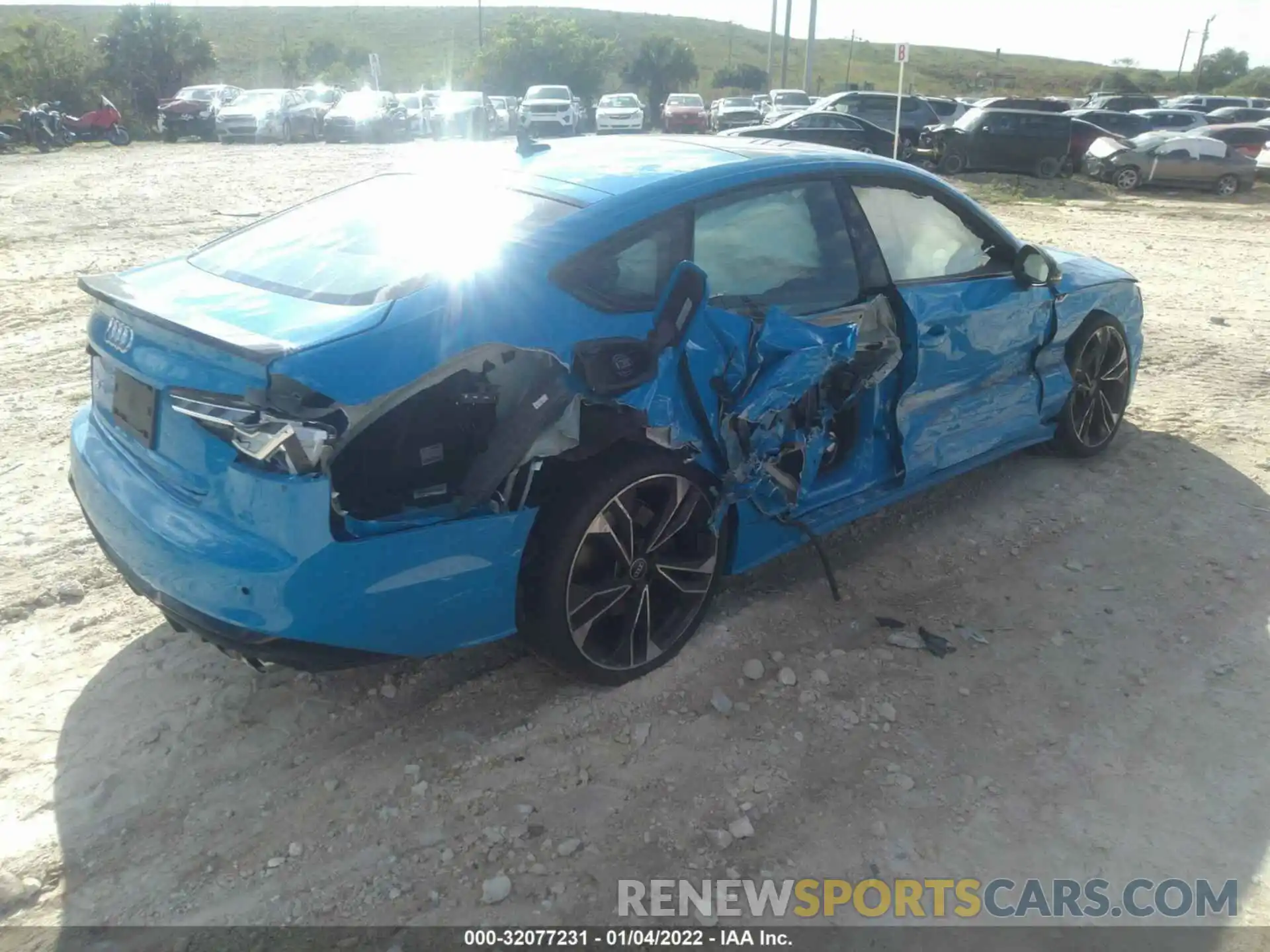 4 Photograph of a damaged car WAUC4CF52MA062860 AUDI S5 SPORTBACK 2021