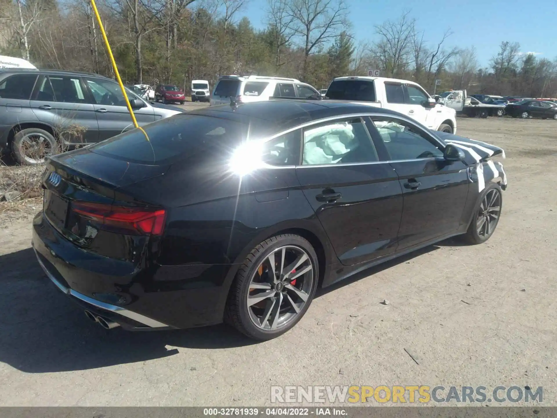 4 Photograph of a damaged car WAUC4CF50NA011892 AUDI S5 SPORTBACK 2022