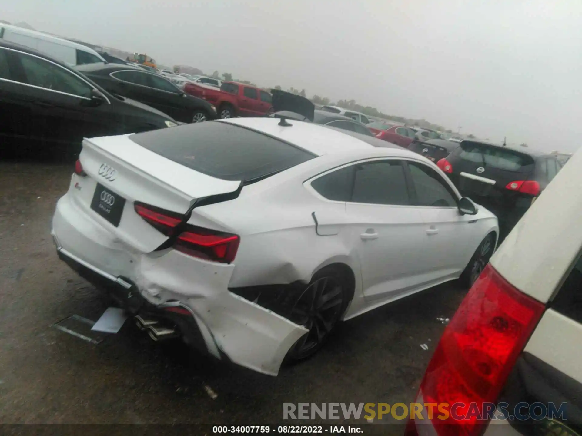 4 Photograph of a damaged car WAUC4CF57NA032979 AUDI S5 SPORTBACK 2022