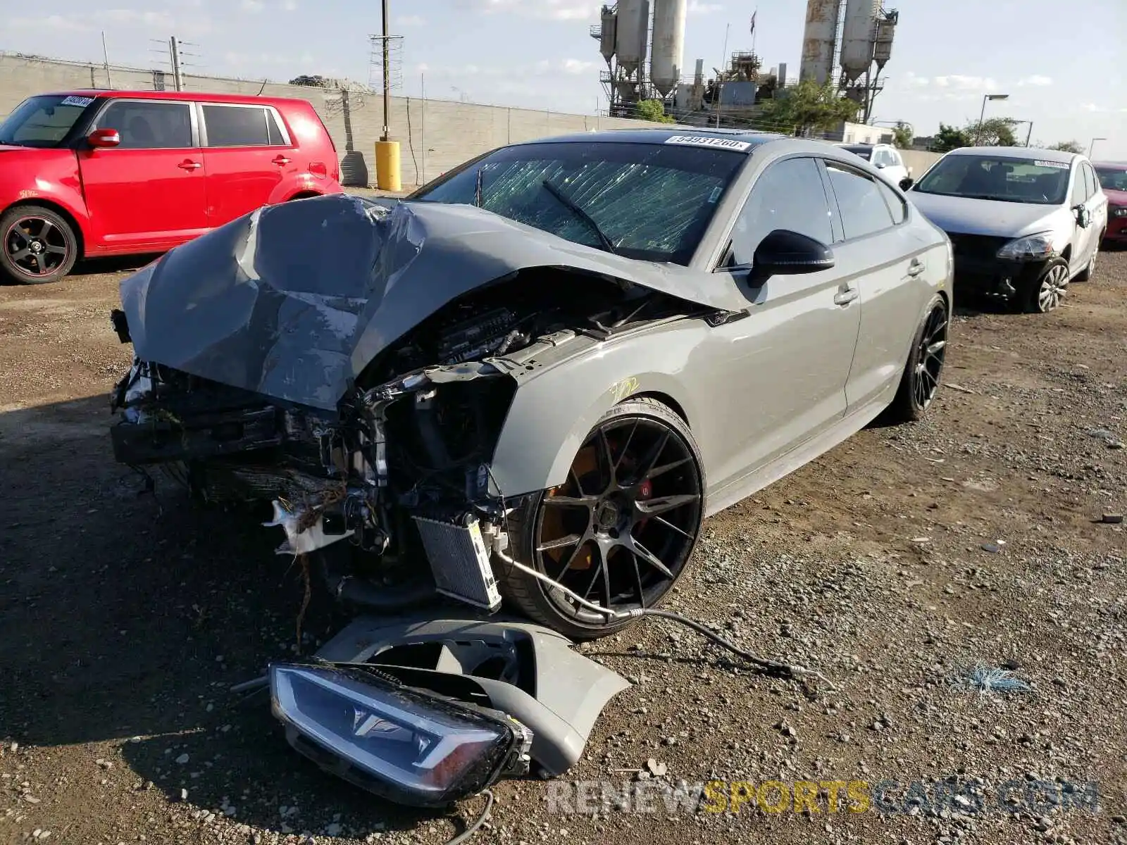 2 Photograph of a damaged car WAUB4CF50KA023001 AUDI S5/RS5 2019