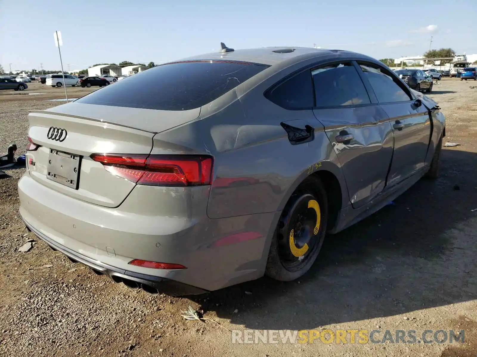 4 Photograph of a damaged car WAUB4CF50KA023001 AUDI S5/RS5 2019