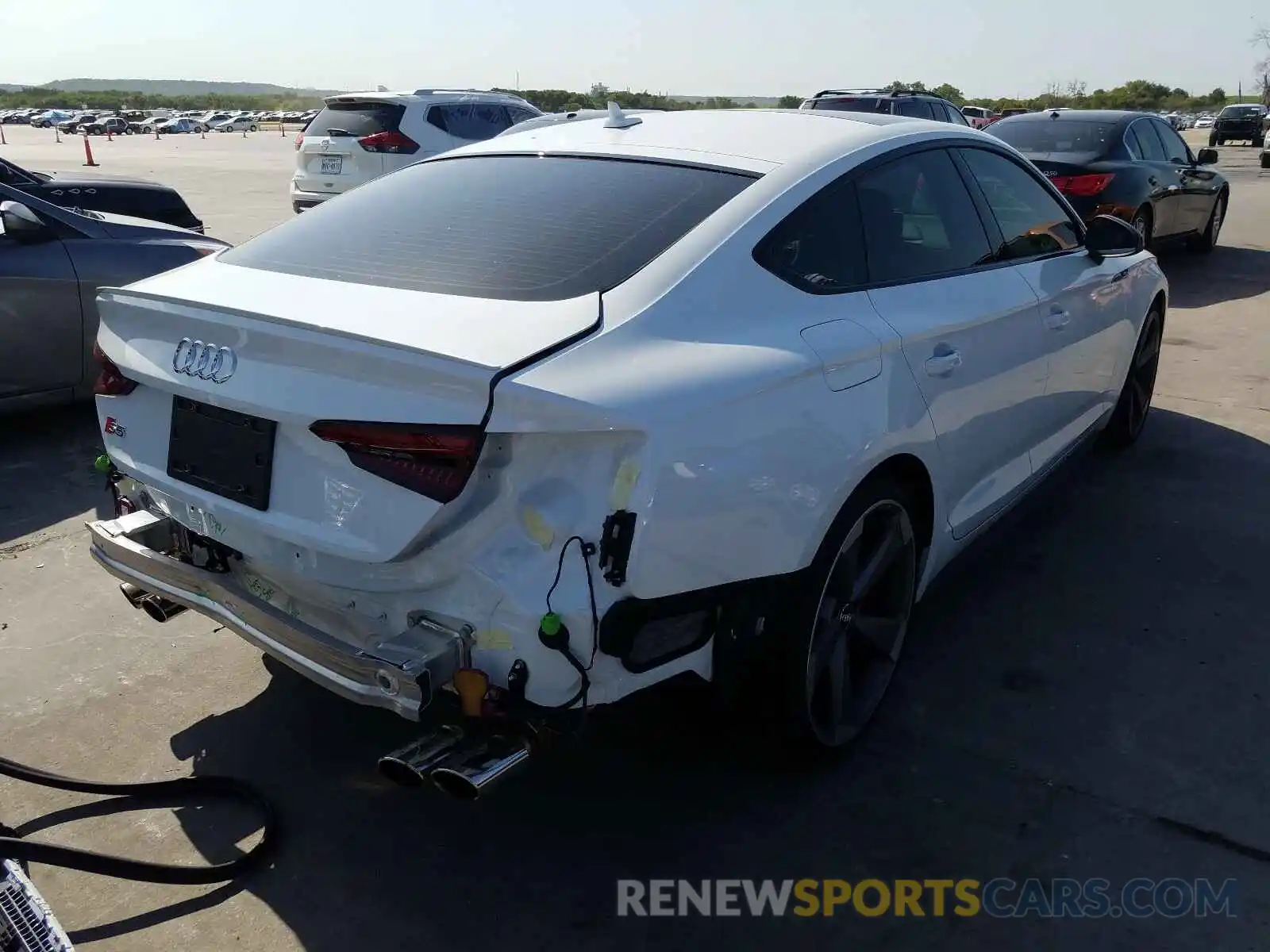 4 Photograph of a damaged car WAUB4CF50KA080976 AUDI S5/RS5 2019