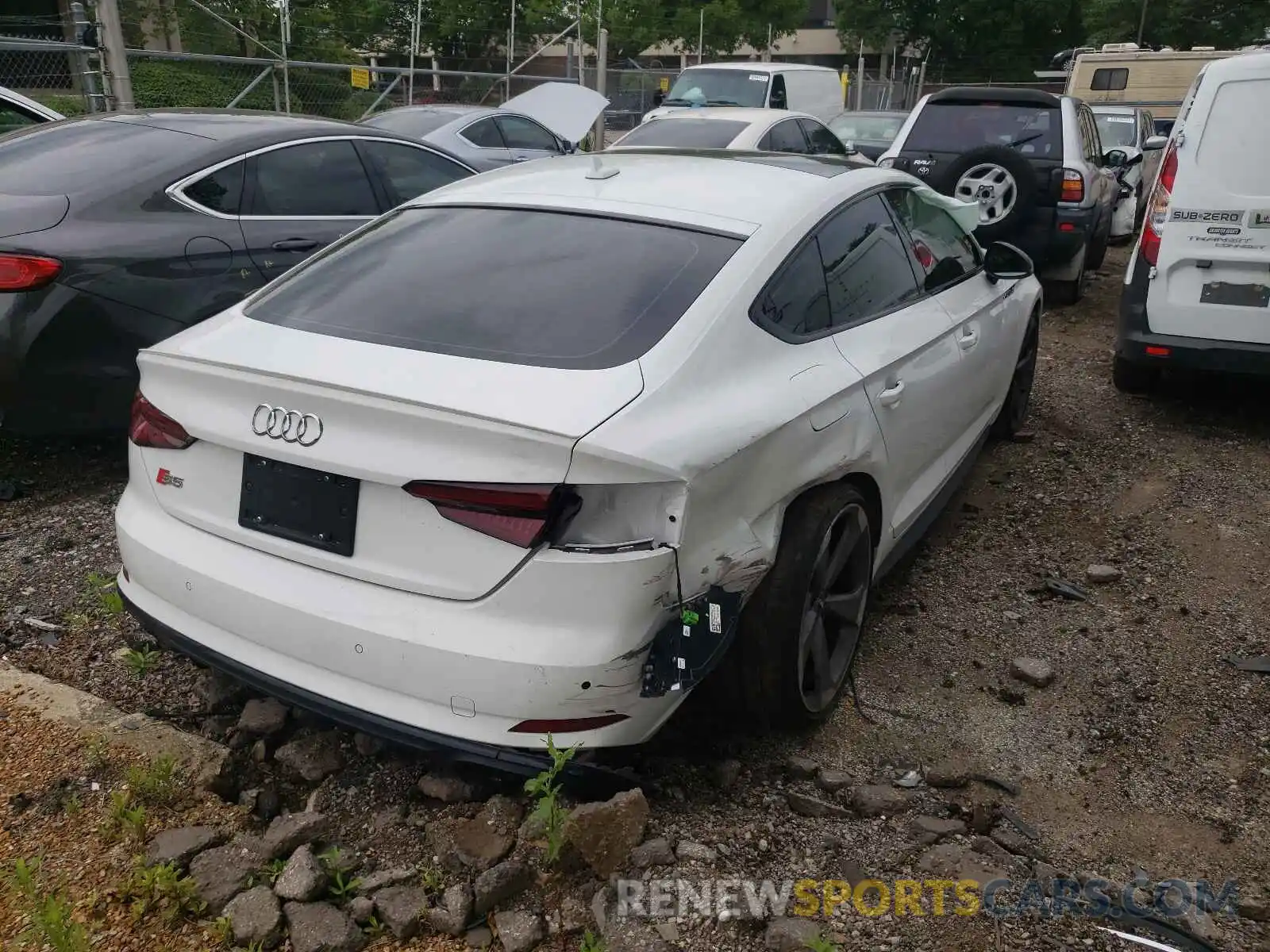 4 Photograph of a damaged car WAUB4CF51KA005137 AUDI S5/RS5 2019