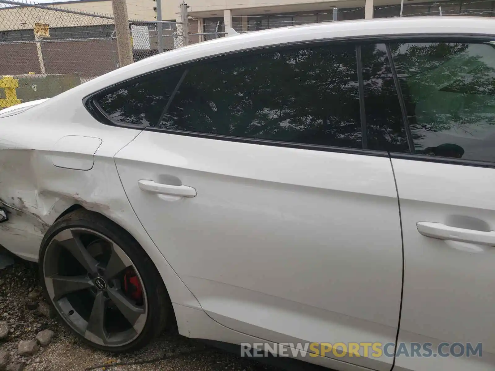 6 Photograph of a damaged car WAUB4CF51KA005137 AUDI S5/RS5 2019