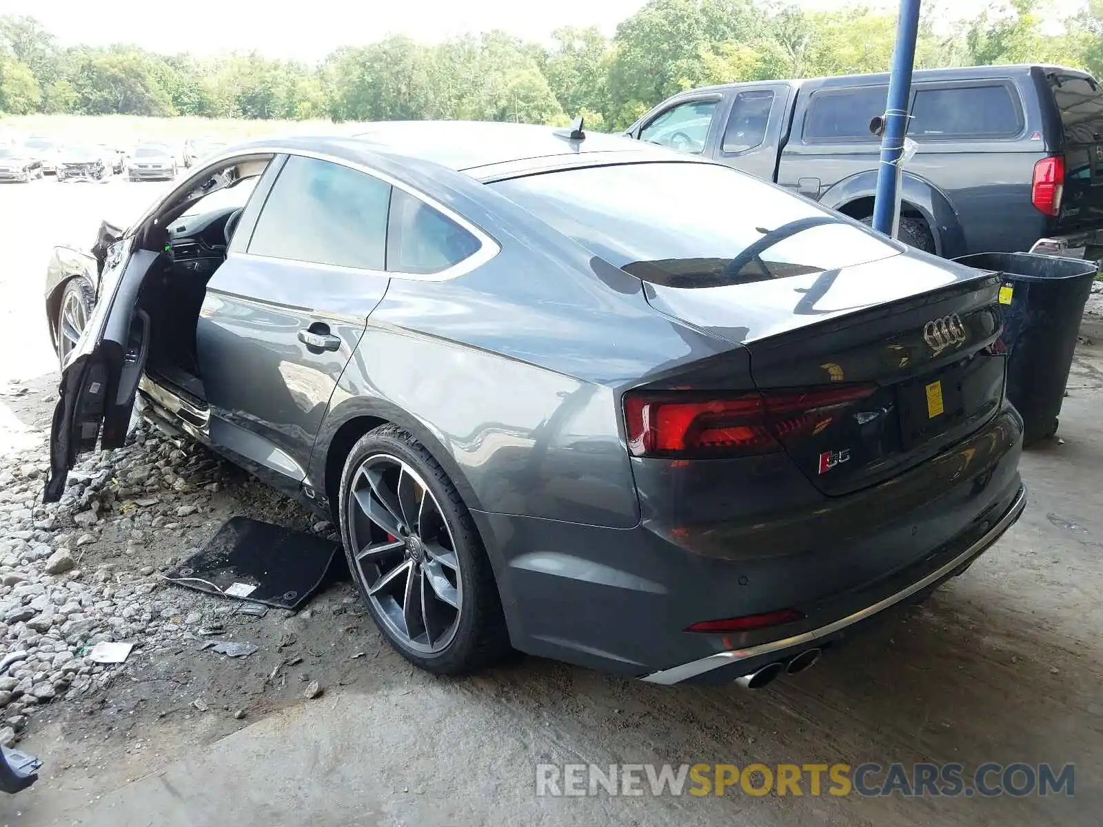 3 Photograph of a damaged car WAUB4CF52KA073723 AUDI S5/RS5 2019