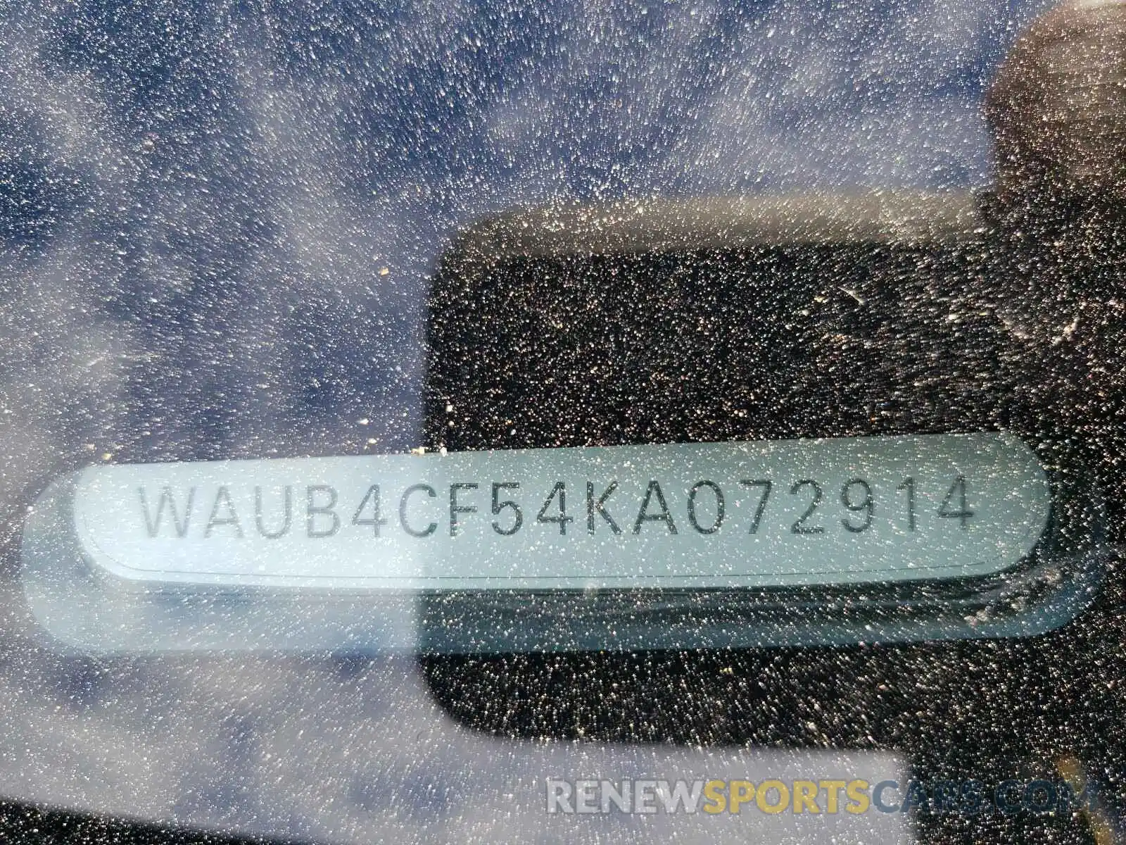 10 Photograph of a damaged car WAUB4CF54KA072914 AUDI S5/RS5 2019