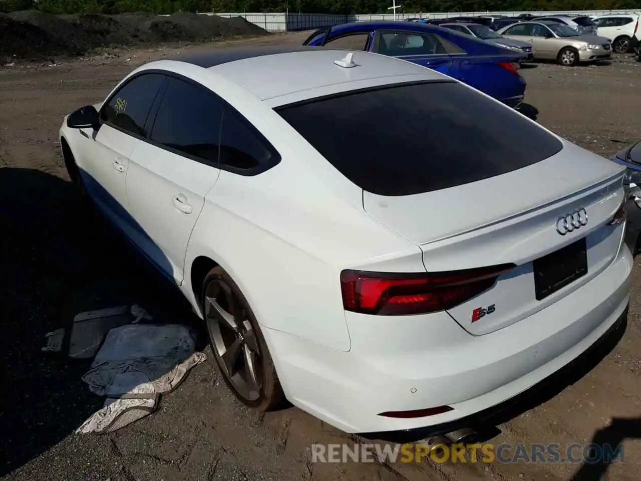 3 Photograph of a damaged car WAUB4CF57KA000752 AUDI S5/RS5 2019