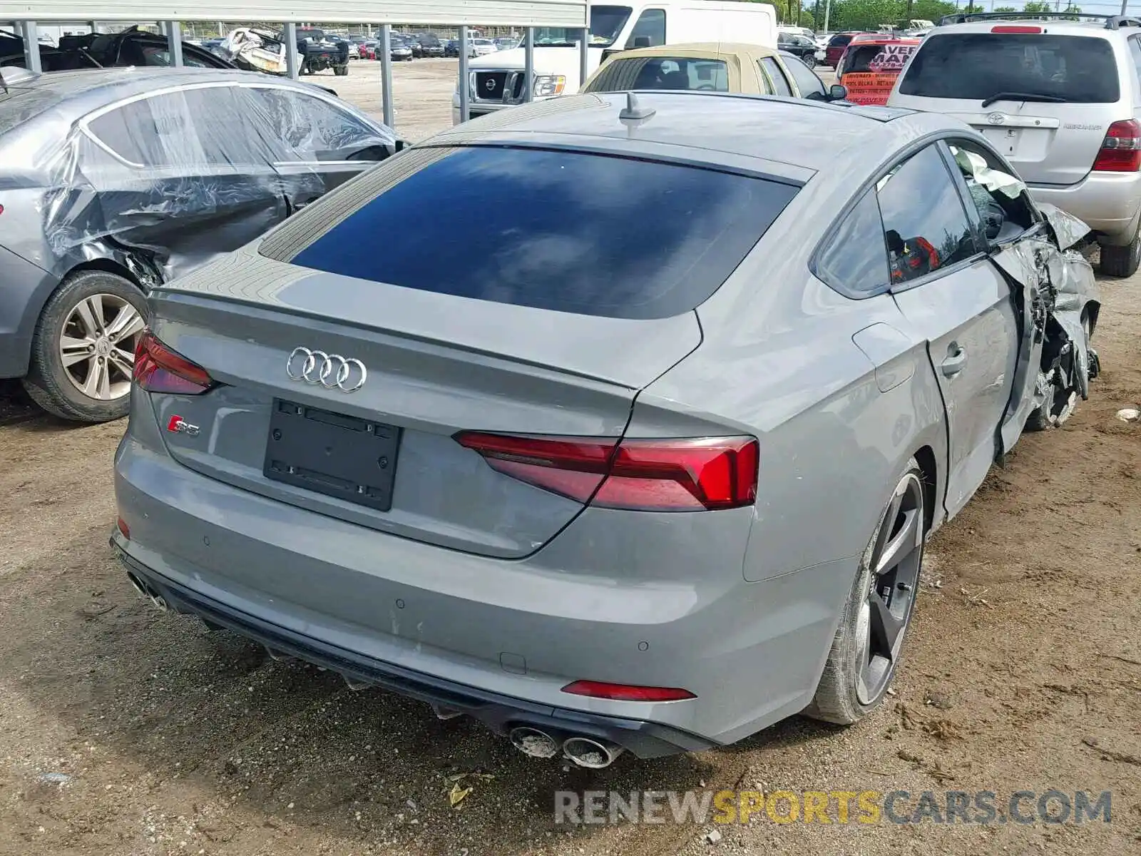 4 Photograph of a damaged car WAUB4CF57KA007071 AUDI S5/RS5 2019