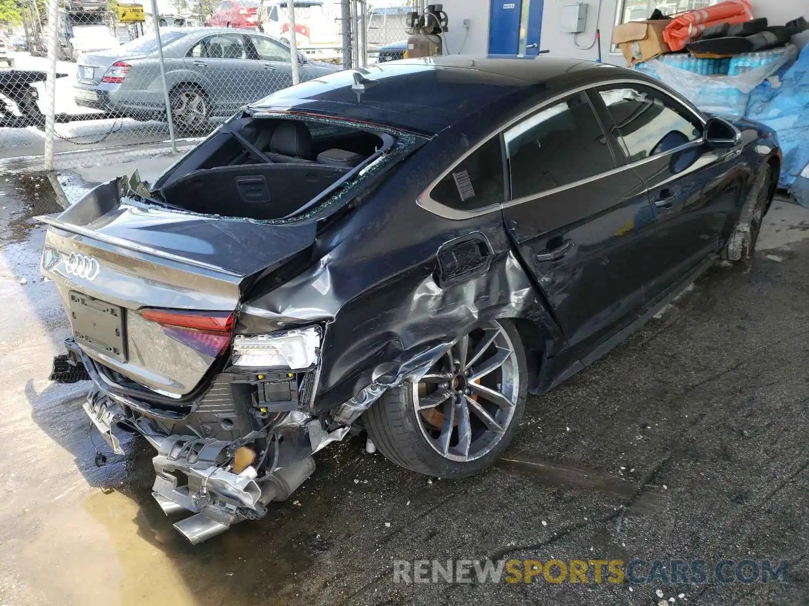 4 Photograph of a damaged car WAUB4CF57KA084281 AUDI S5/RS5 2019