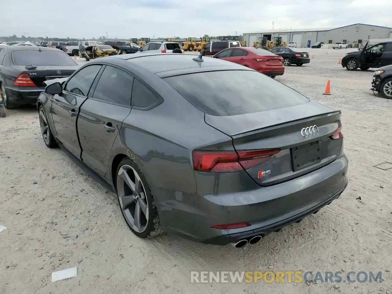 3 Photograph of a damaged car WAUB4CF59KA040668 AUDI S5/RS5 2019