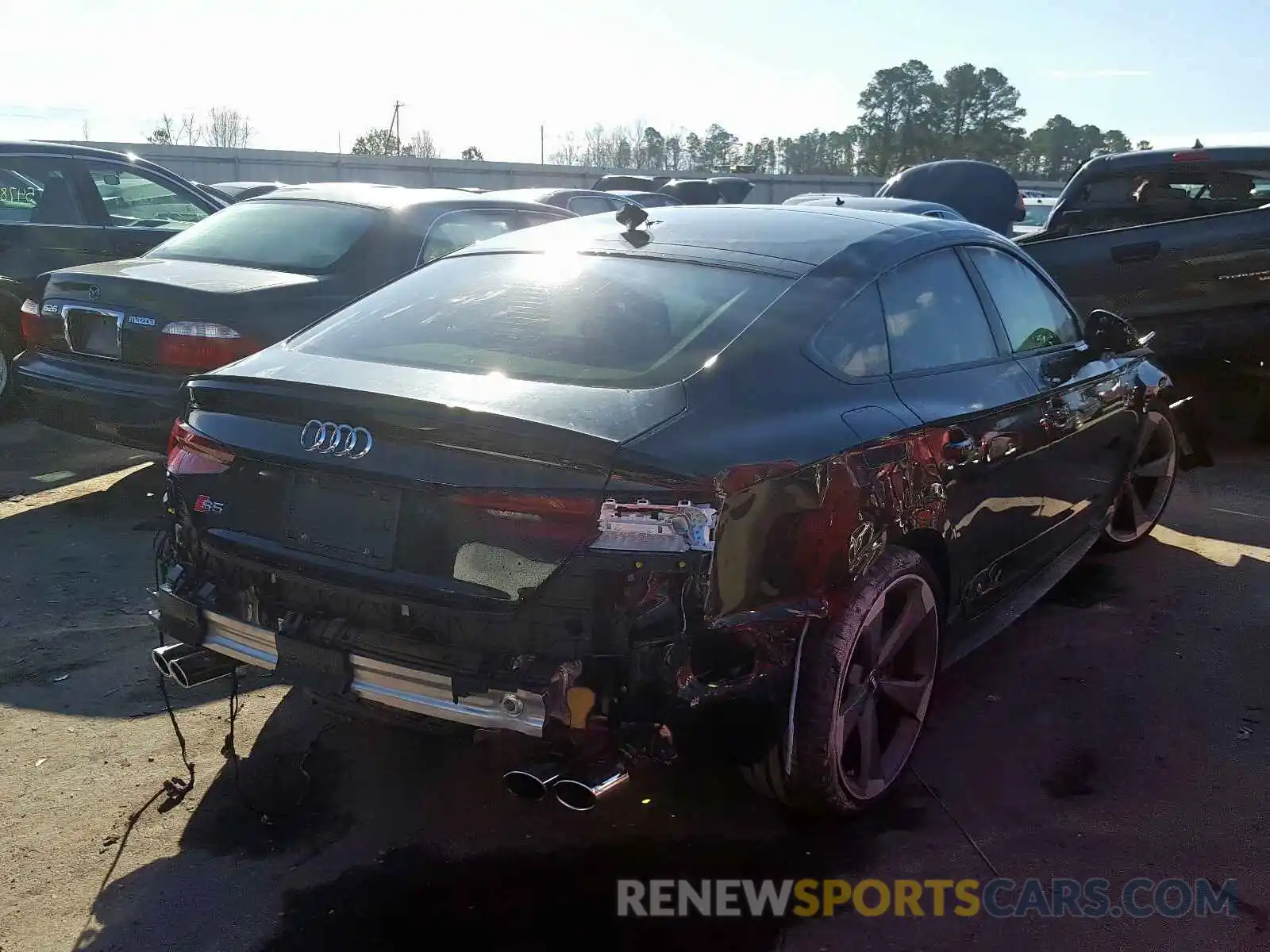 4 Photograph of a damaged car WAUB4CF59KA079356 AUDI S5/RS5 2019