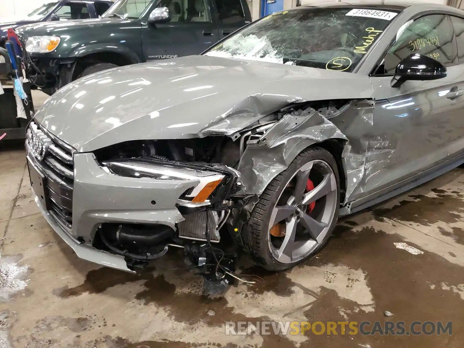 9 Photograph of a damaged car WAUC4CF50KA071232 AUDI S5/RS5 2019