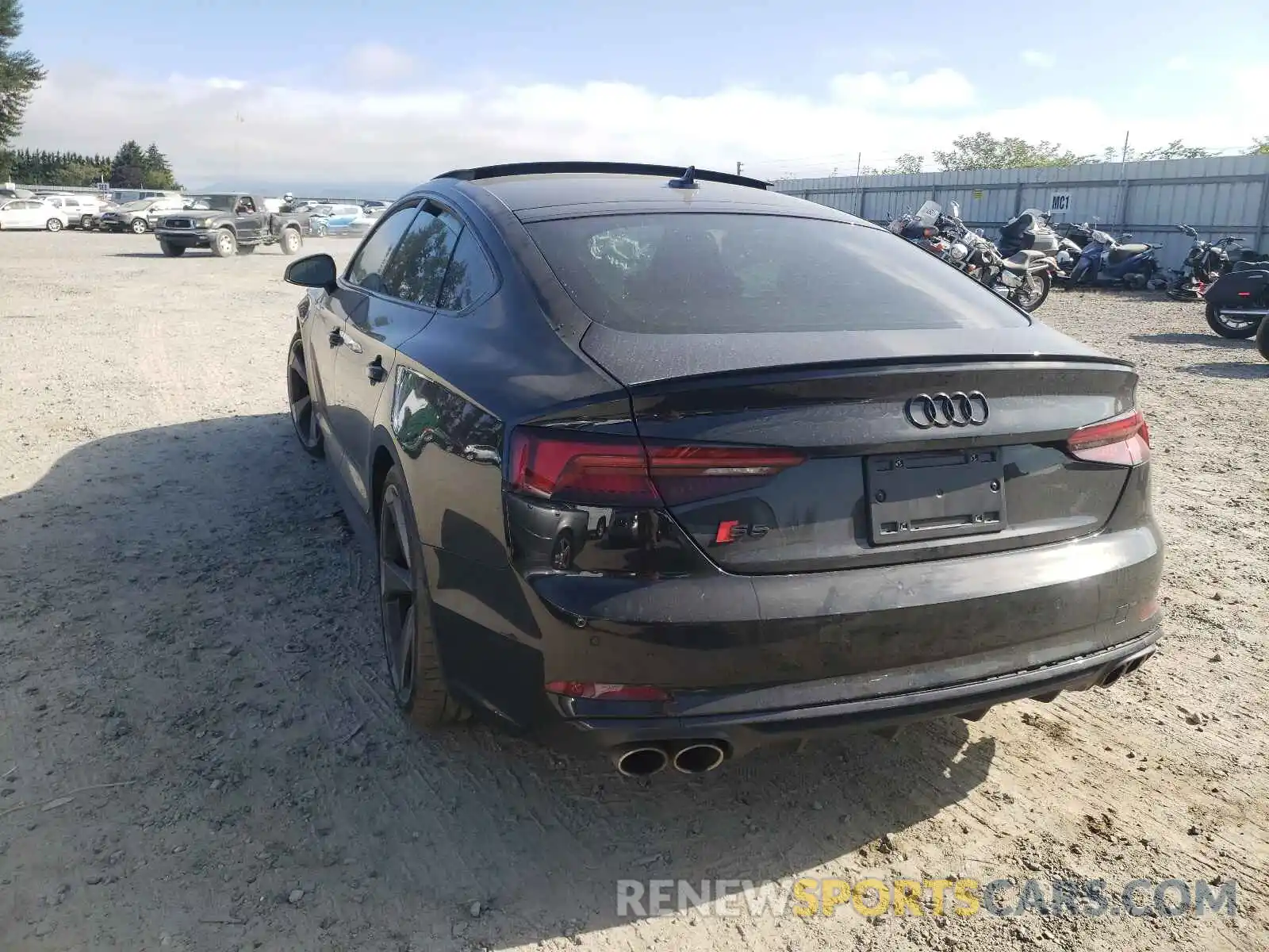 3 Фотография поврежденного автомобиля WAUC4CF50KA089830 AUDI S5/RS5 2019