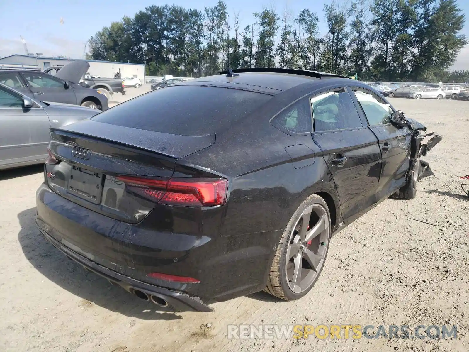 4 Photograph of a damaged car WAUC4CF50KA089830 AUDI S5/RS5 2019