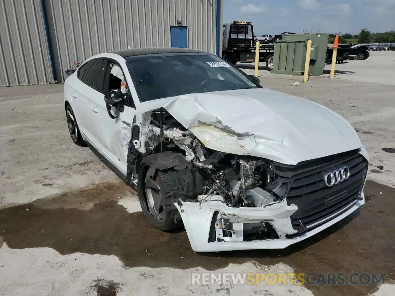 1 Photograph of a damaged car WAUC4CF52KA025644 AUDI S5/RS5 2019