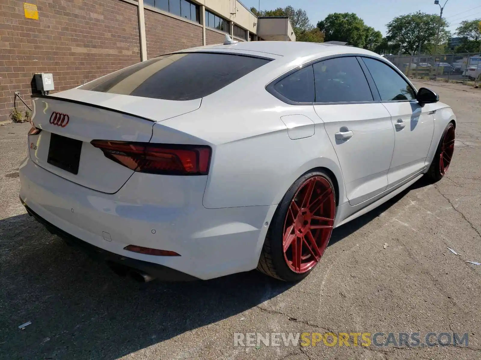 4 Photograph of a damaged car WAUC4CF52KA073175 AUDI S5/RS5 2019