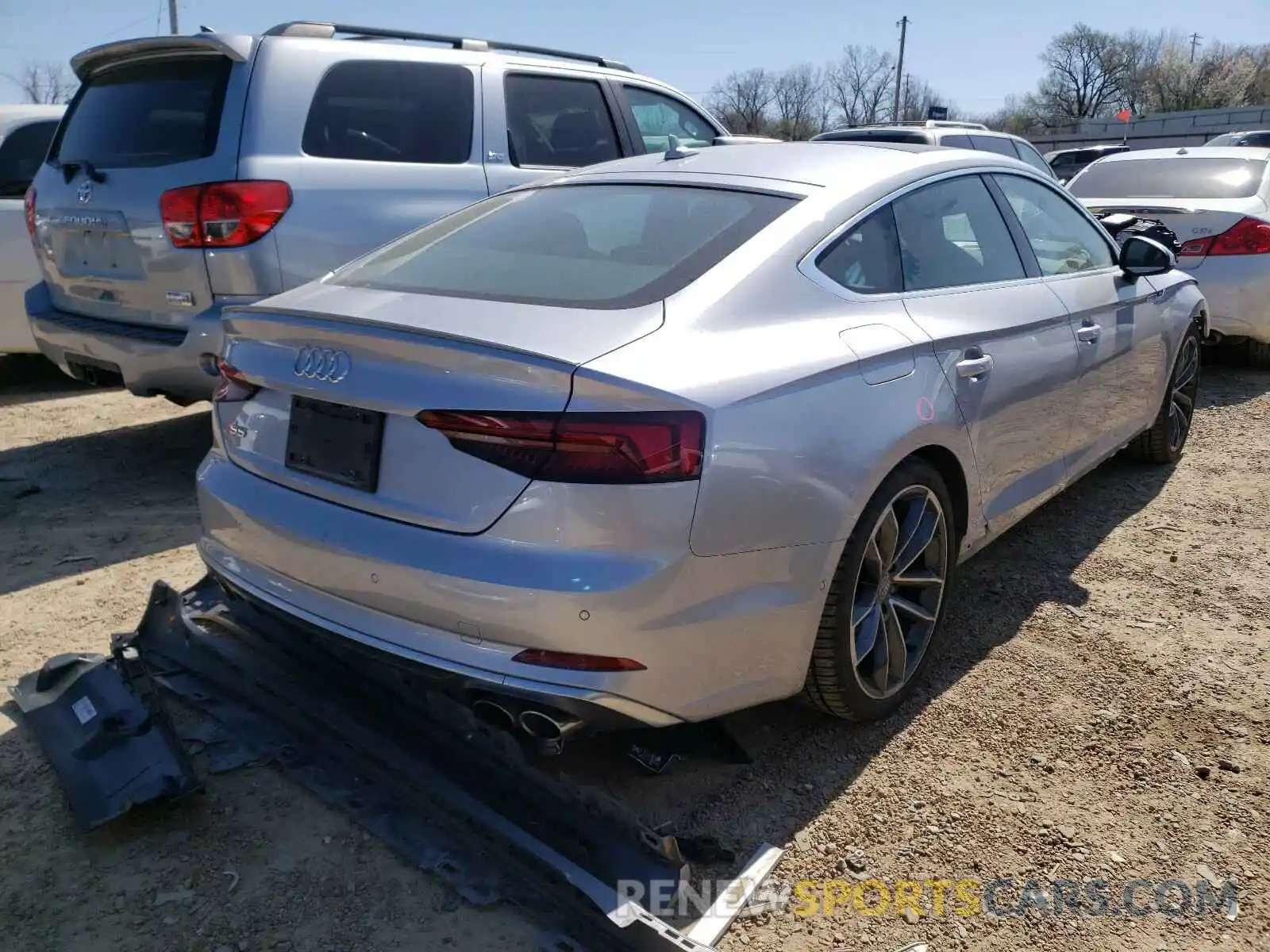 4 Photograph of a damaged car WAUC4CF54KA022972 AUDI S5/RS5 2019