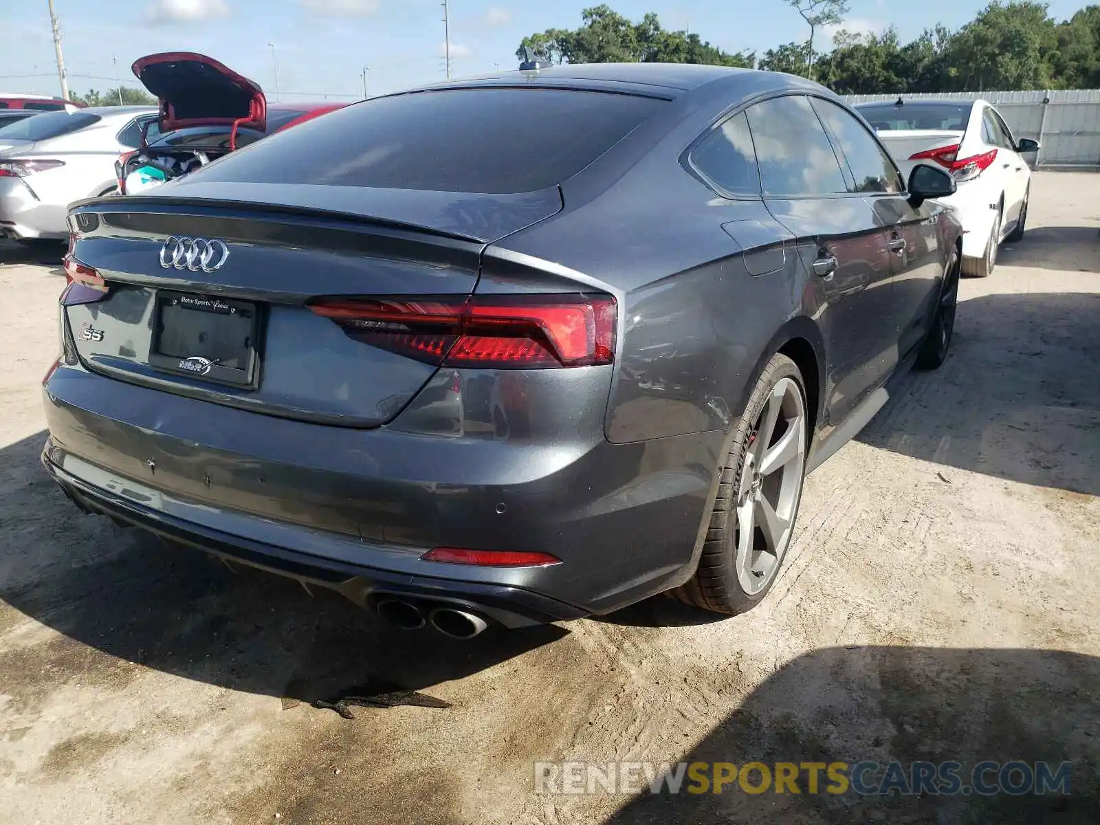 4 Photograph of a damaged car WAUC4CF54KA095646 AUDI S5/RS5 2019