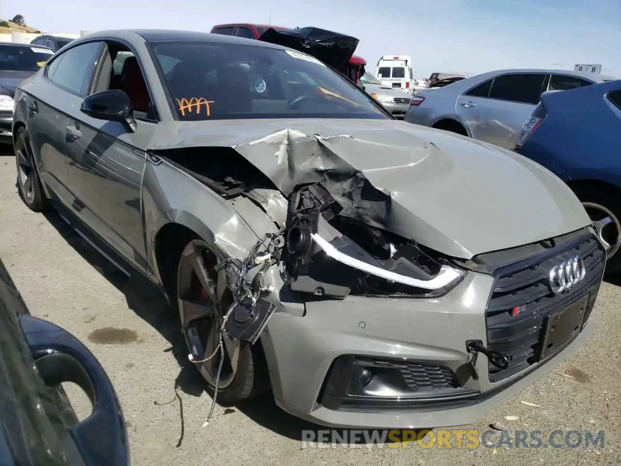 1 Photograph of a damaged car WAUC4CF55KA025590 AUDI S5/RS5 2019