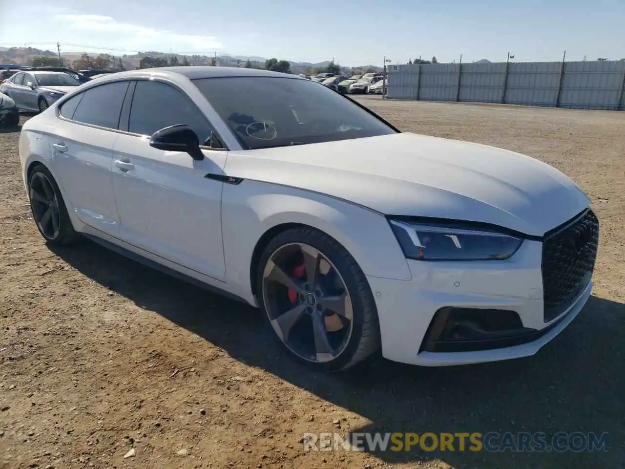 1 Фотография поврежденного автомобиля WAUC4CF55KA079360 AUDI S5/RS5 2019