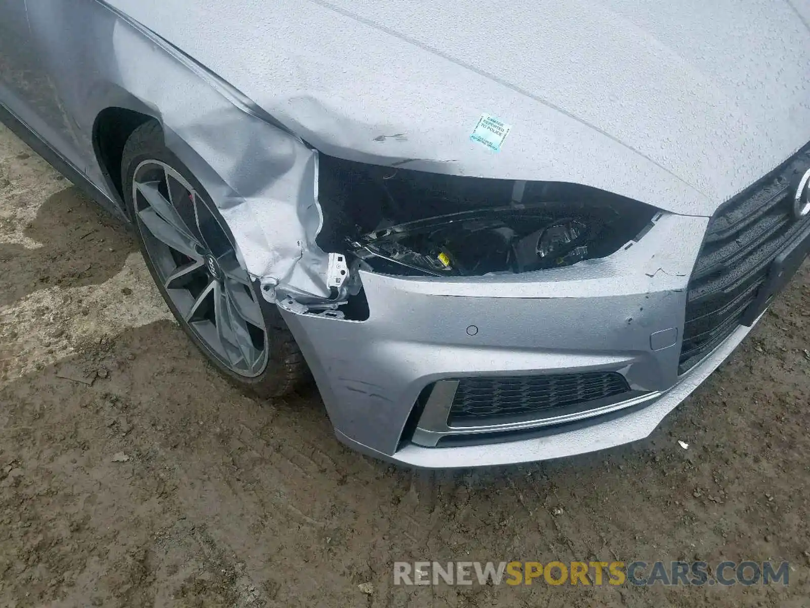 9 Photograph of a damaged car WAUC4CF56KA013240 AUDI S5/RS5 2019