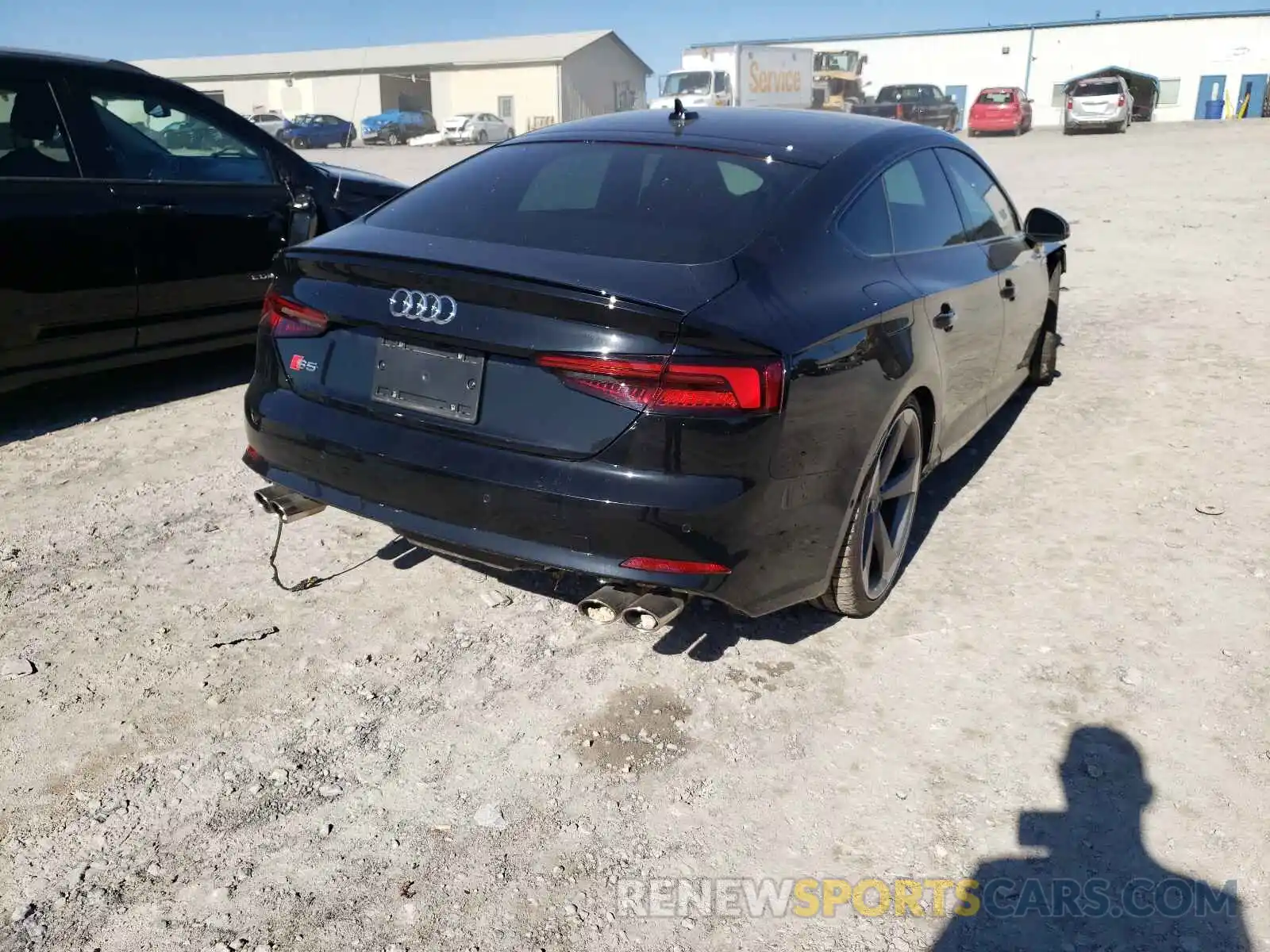 4 Фотография поврежденного автомобиля WAUC4CF56KA092862 AUDI S5/RS5 2019