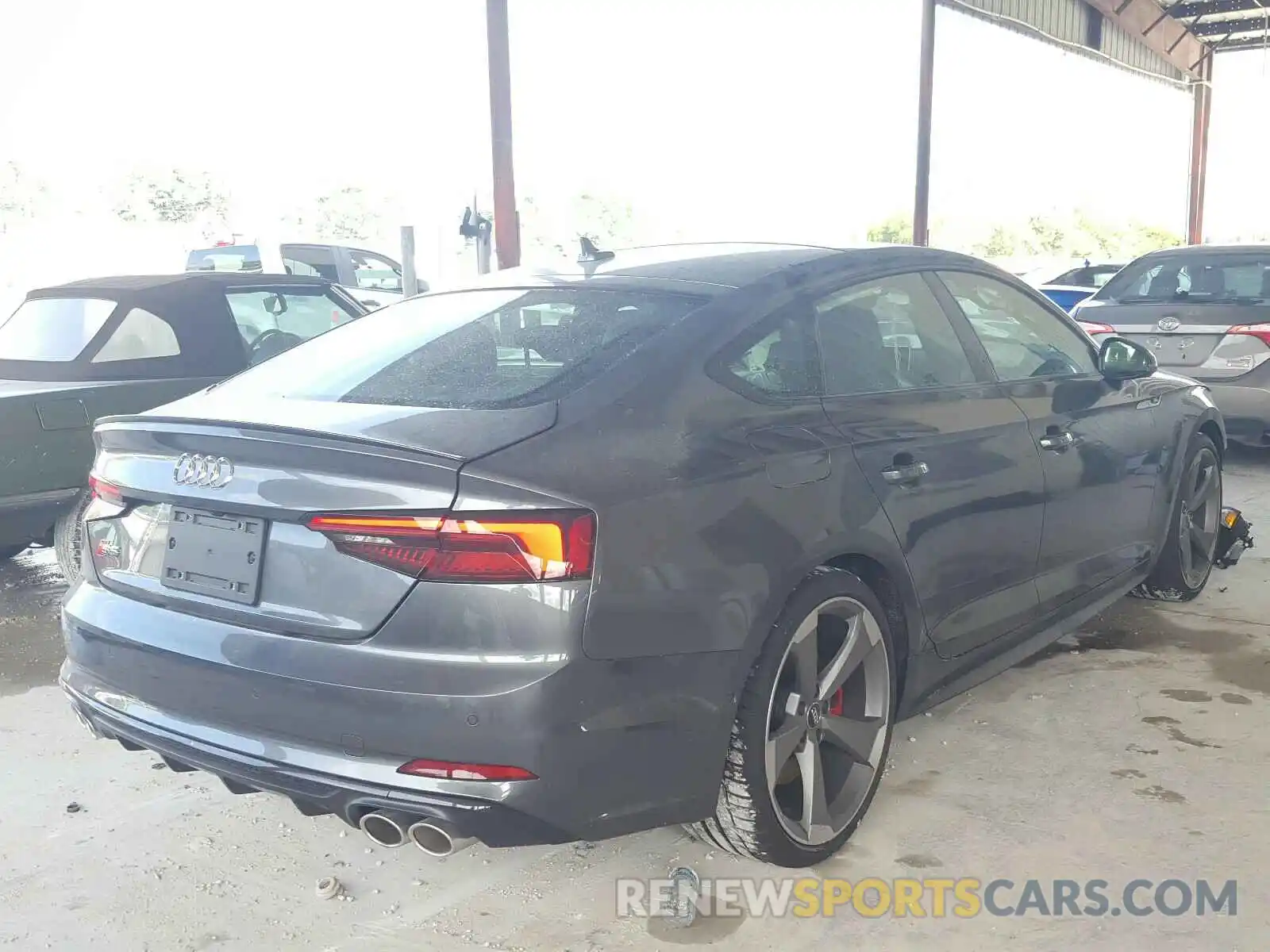 4 Photograph of a damaged car WAUC4CF56KA096300 AUDI S5/RS5 2019