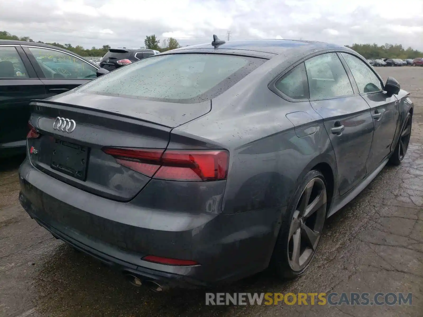 4 Photograph of a damaged car WAUC4CF57KA000772 AUDI S5/RS5 2019