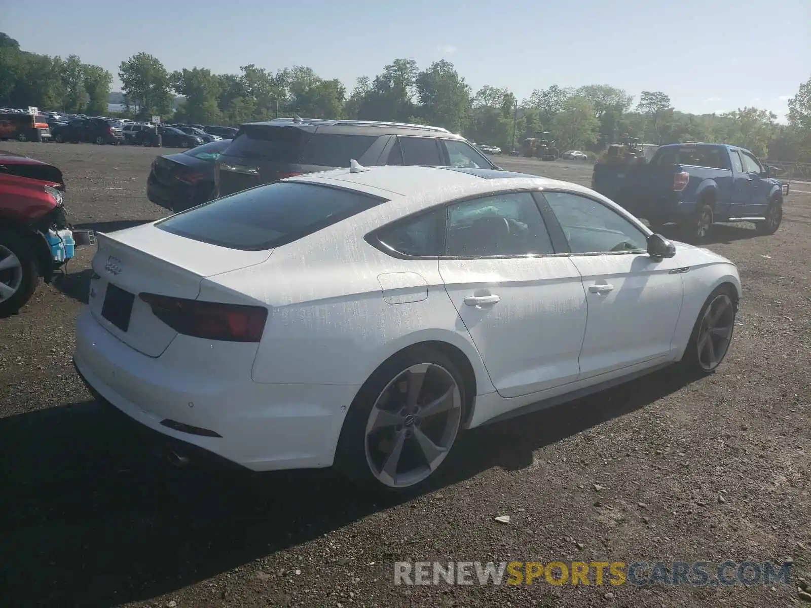 4 Photograph of a damaged car WAUC4DF54KA044850 AUDI S5/RS5 2019