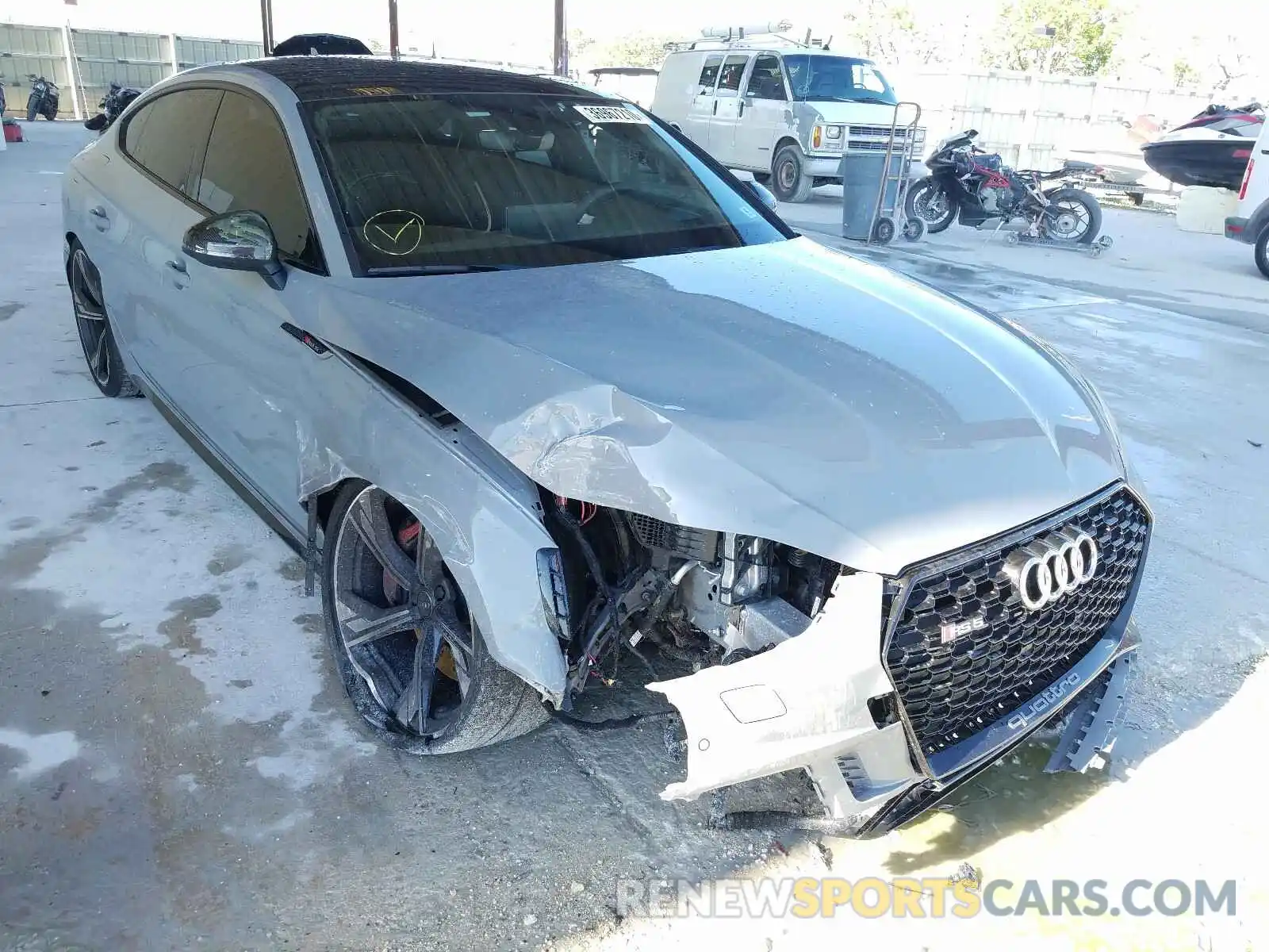 1 Photograph of a damaged car WUABWCF50KA901543 AUDI S5/RS5 2019