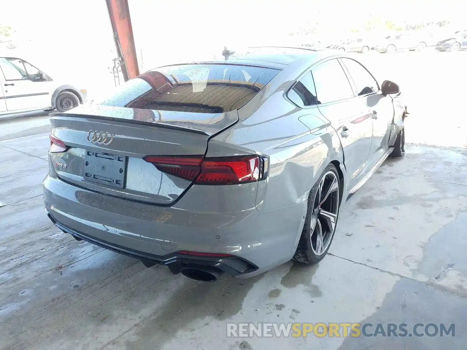 4 Photograph of a damaged car WUABWCF50KA901543 AUDI S5/RS5 2019