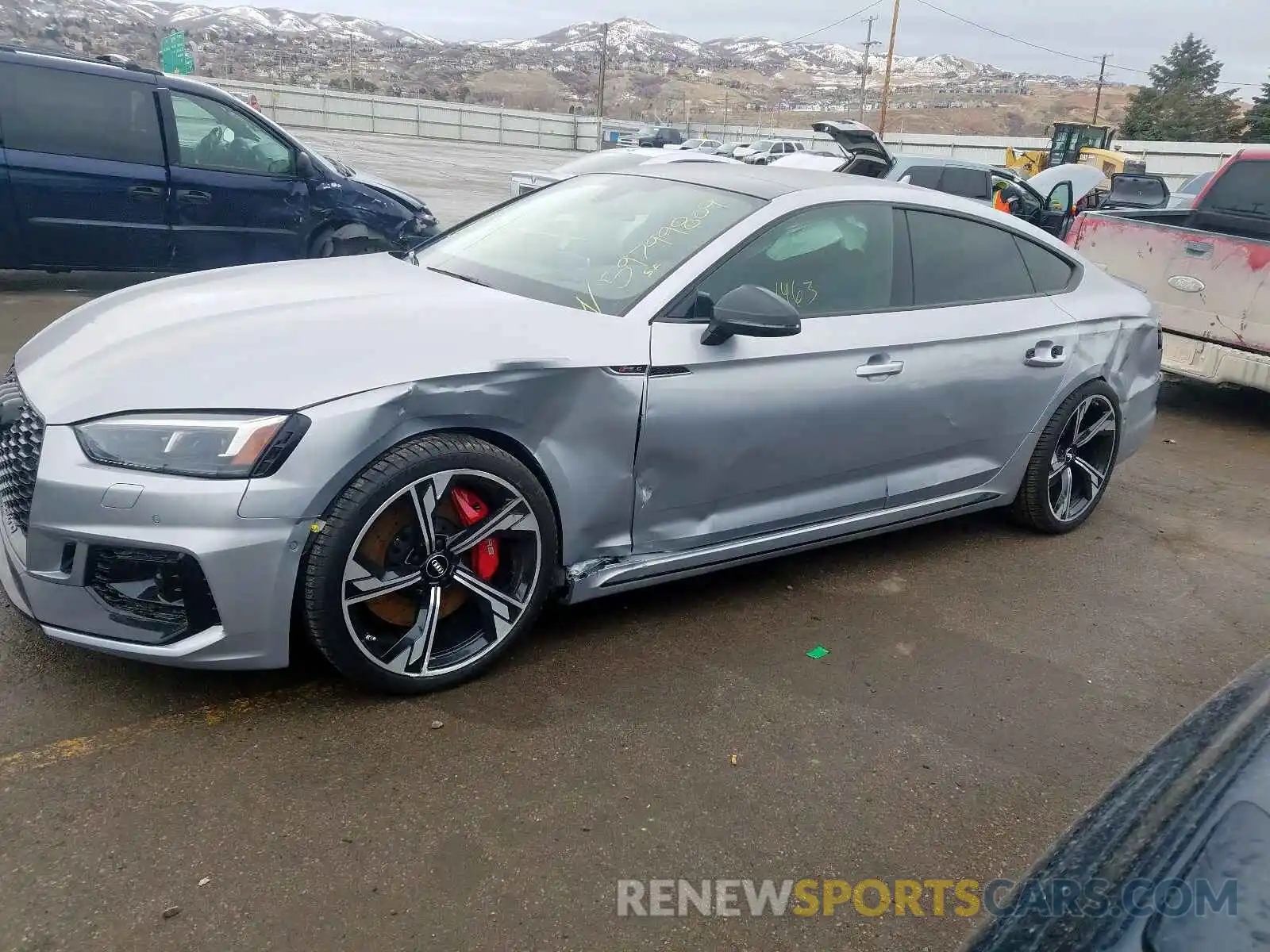 9 Photograph of a damaged car WUABWCF51KA902992 AUDI S5/RS5 2019