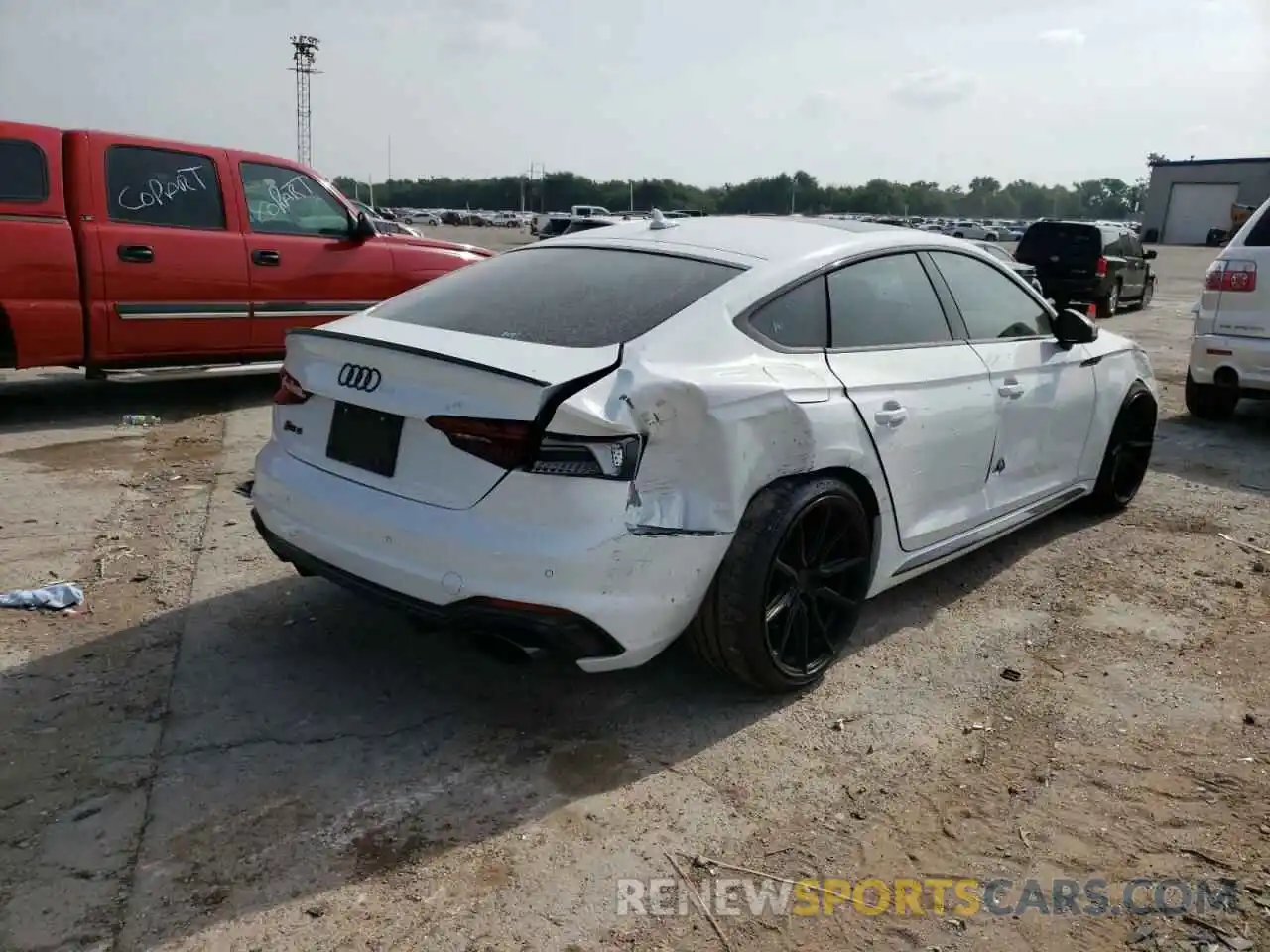 4 Photograph of a damaged car WUABWCF52KA901348 AUDI S5/RS5 2019