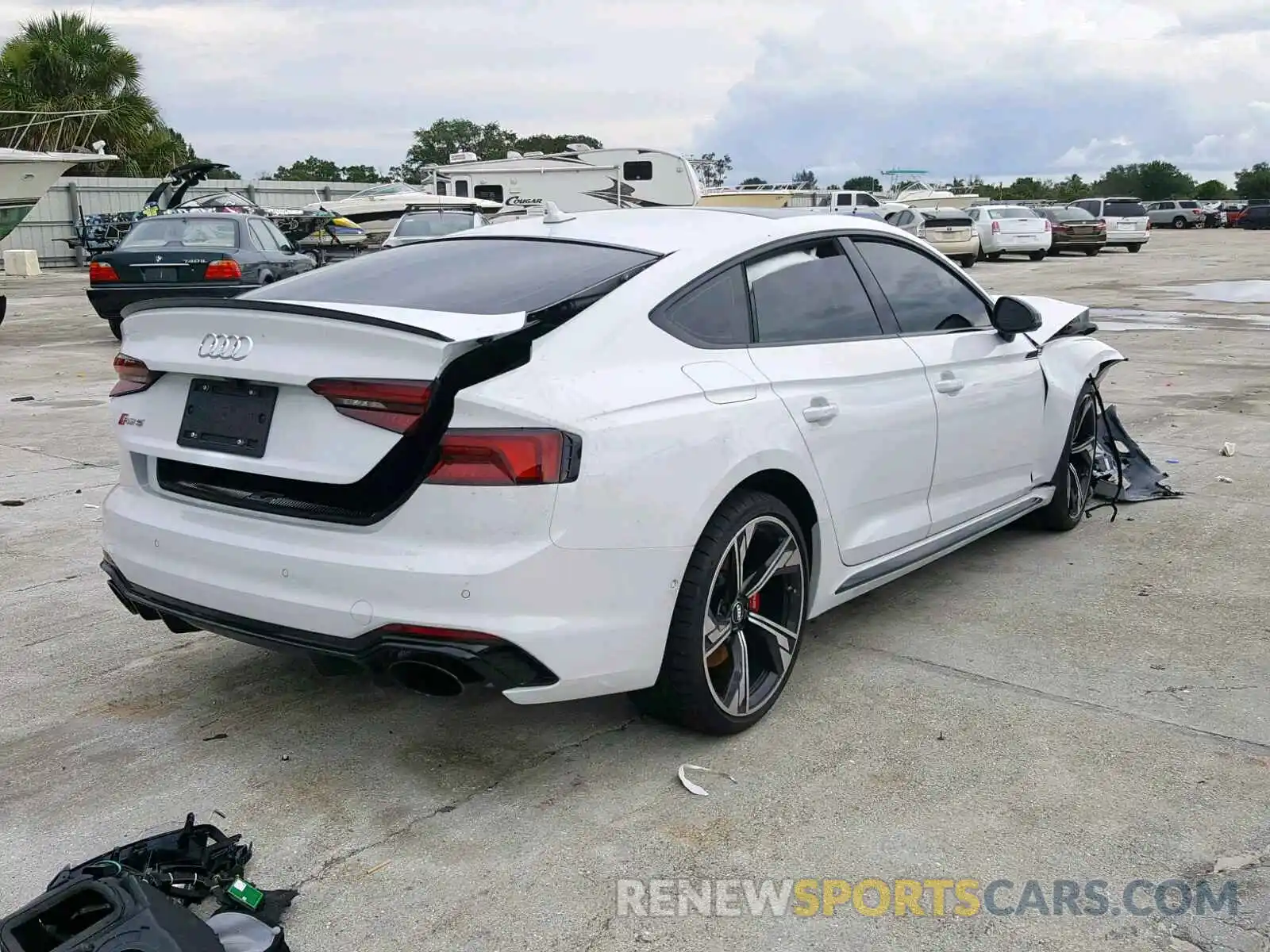 4 Photograph of a damaged car WUABWCF53KA901911 AUDI S5/RS5 2019