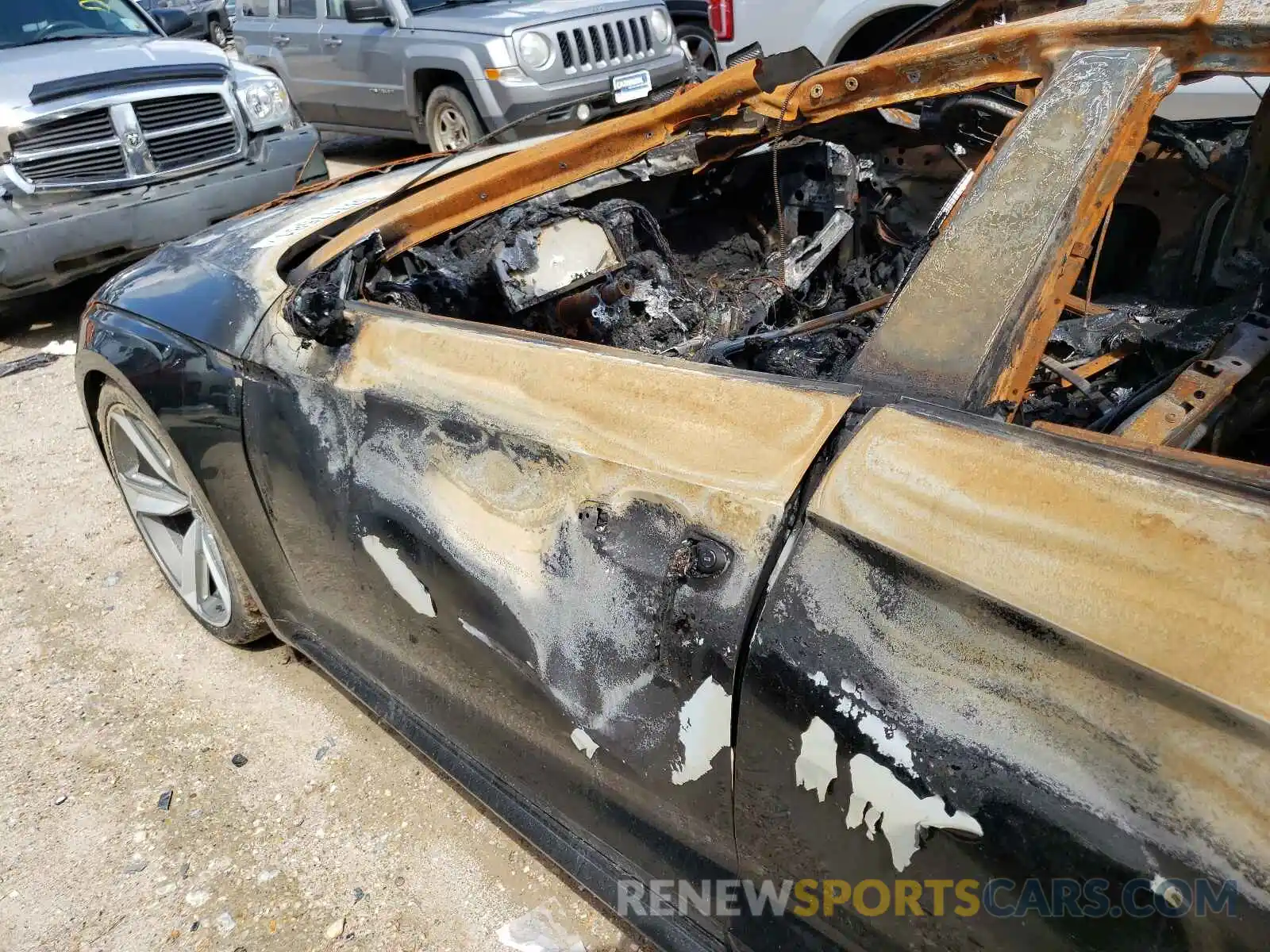 10 Photograph of a damaged car WUABWCF54KA903070 AUDI S5/RS5 2019