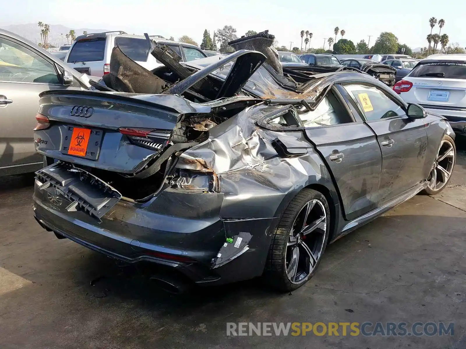 4 Photograph of a damaged car WUABWCF54KA905479 AUDI S5/RS5 2019