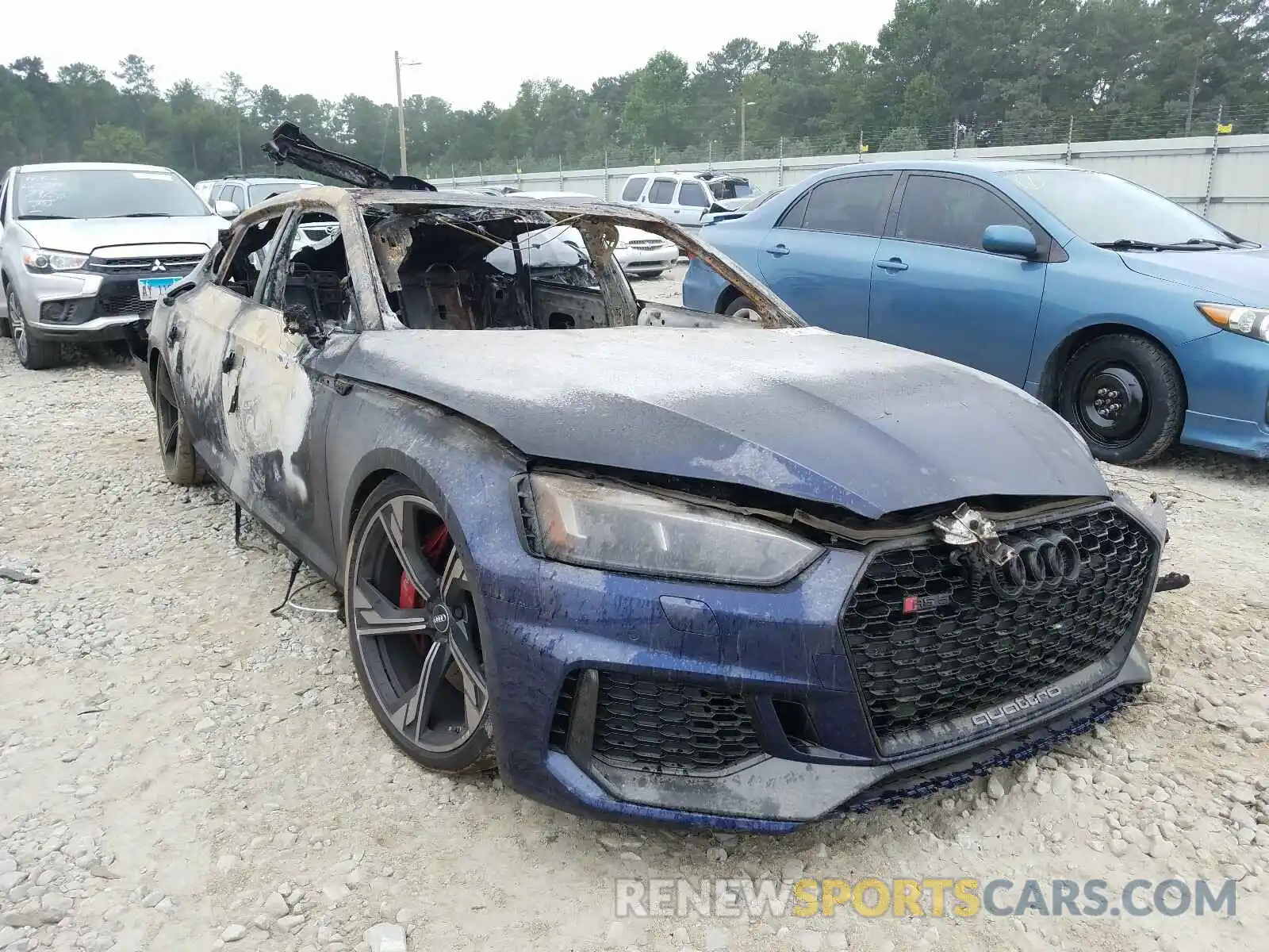 1 Photograph of a damaged car WUABWCF56KA903992 AUDI S5/RS5 2019