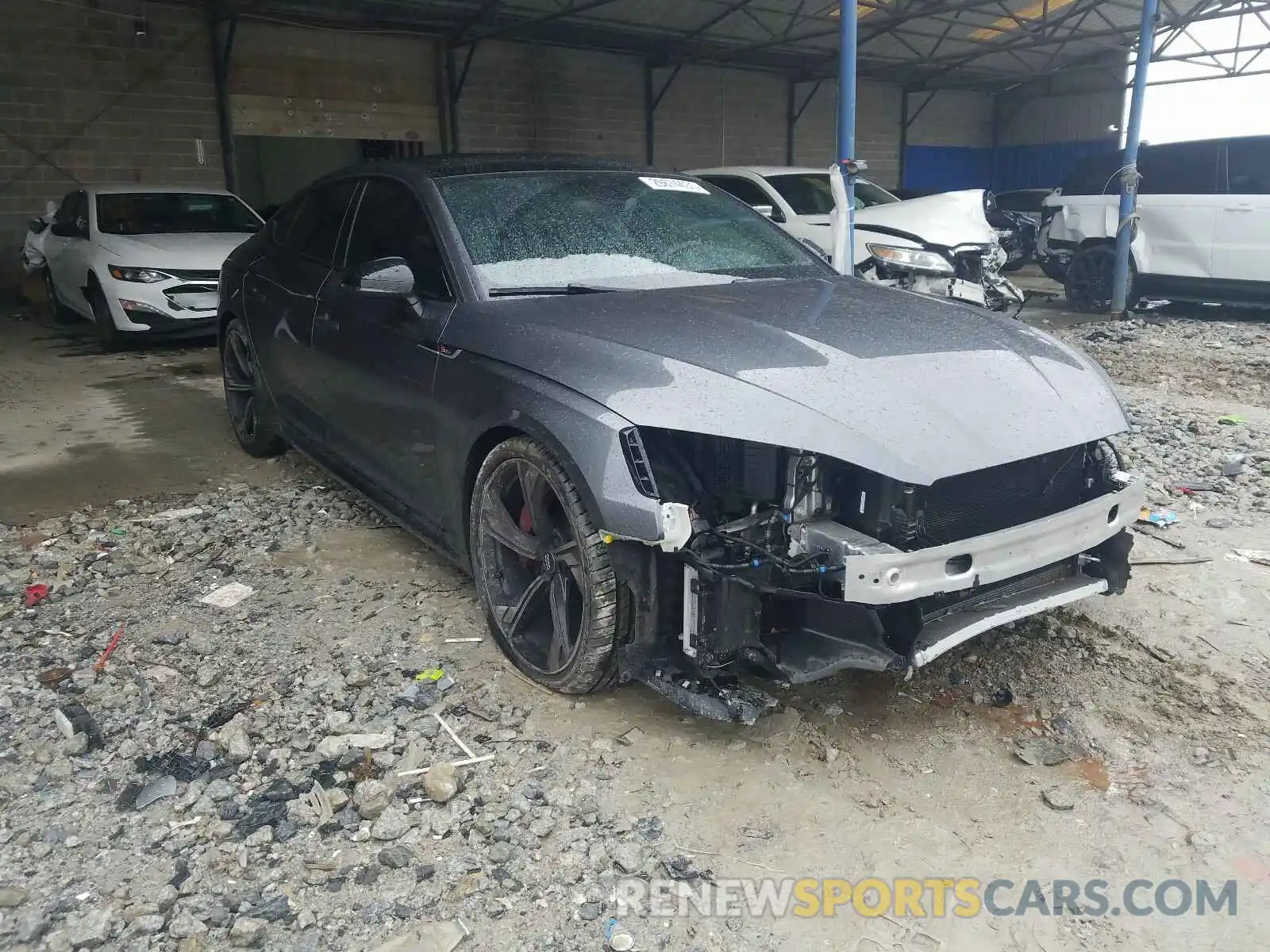 1 Photograph of a damaged car WUABWCF57KA900261 AUDI S5/RS5 2019