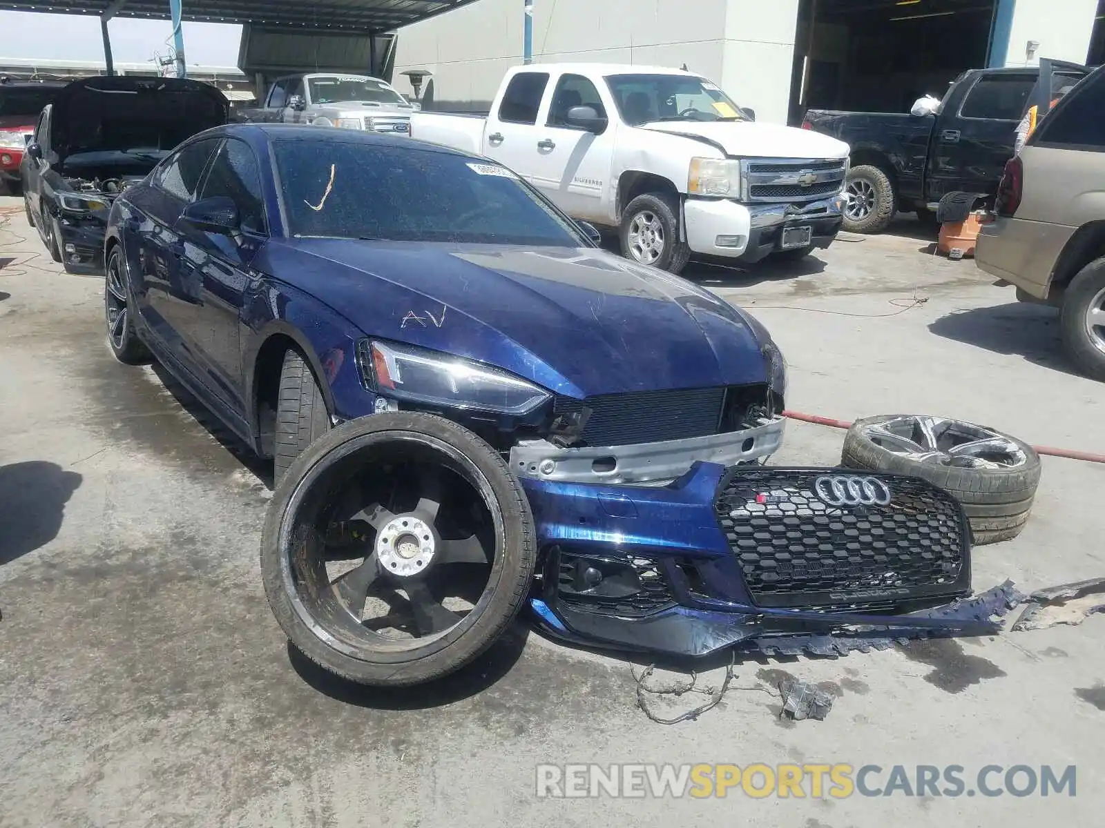 1 Photograph of a damaged car WUABWCF58KA900351 AUDI S5/RS5 2019