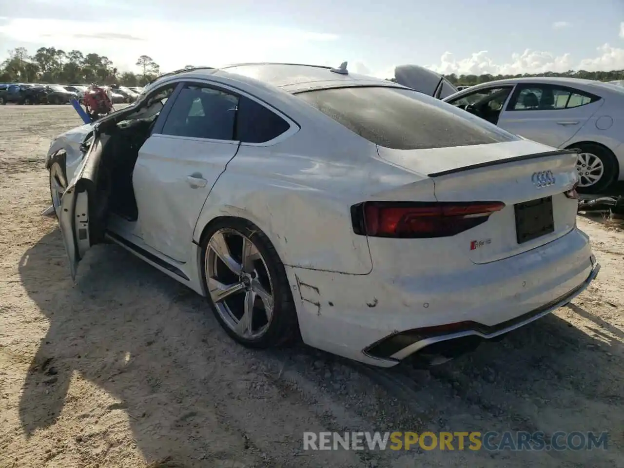 3 Photograph of a damaged car WUABWCF59KA900195 AUDI S5/RS5 2019