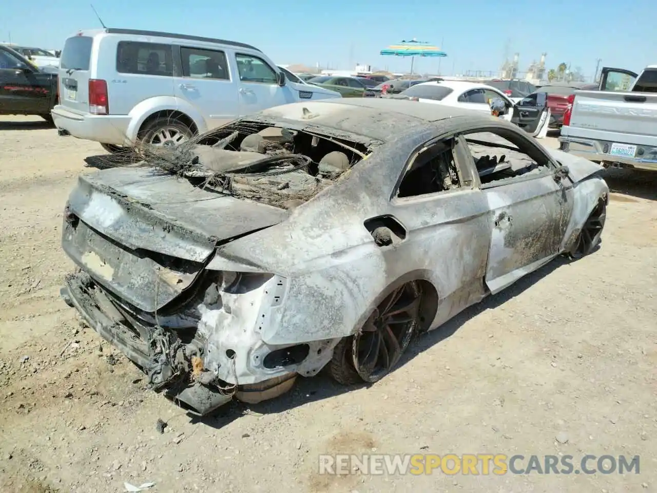 4 Photograph of a damaged car WUAPWAF50KA901410 AUDI S5/RS5 2019