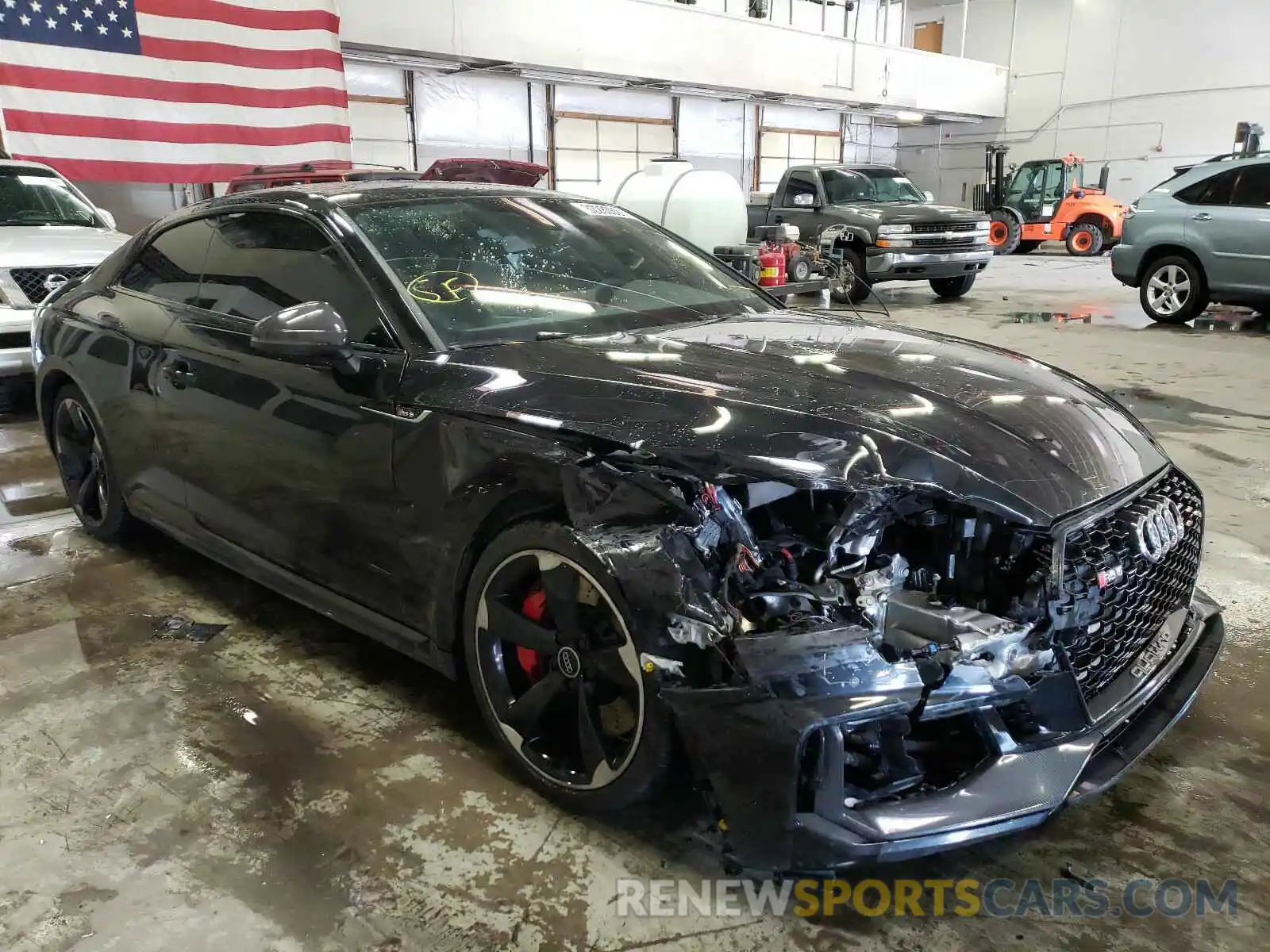 1 Photograph of a damaged car WUAPWAF51KA905756 AUDI S5/RS5 2019