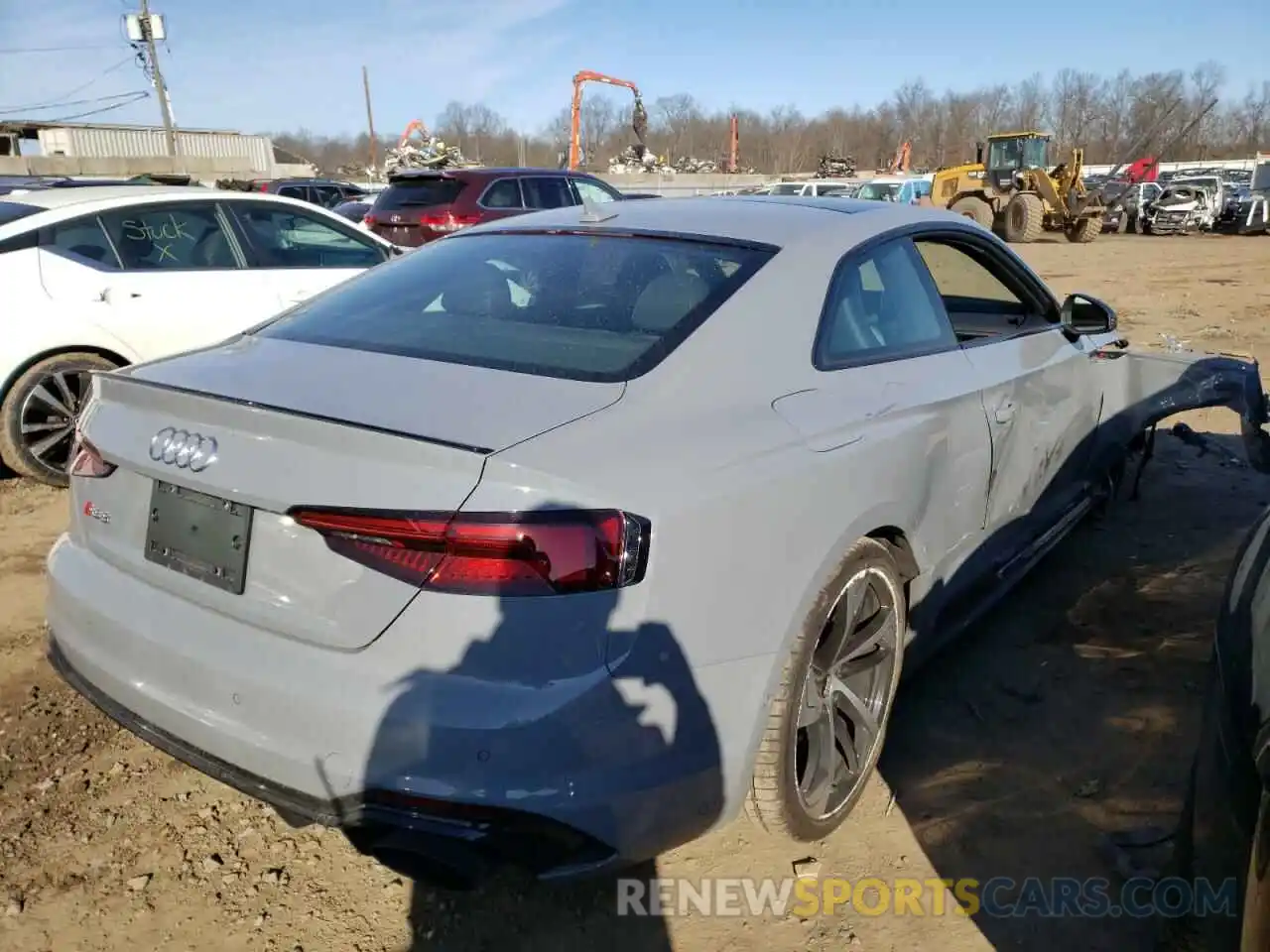 4 Photograph of a damaged car WUAPWAF51KA906552 AUDI S5/RS5 2019