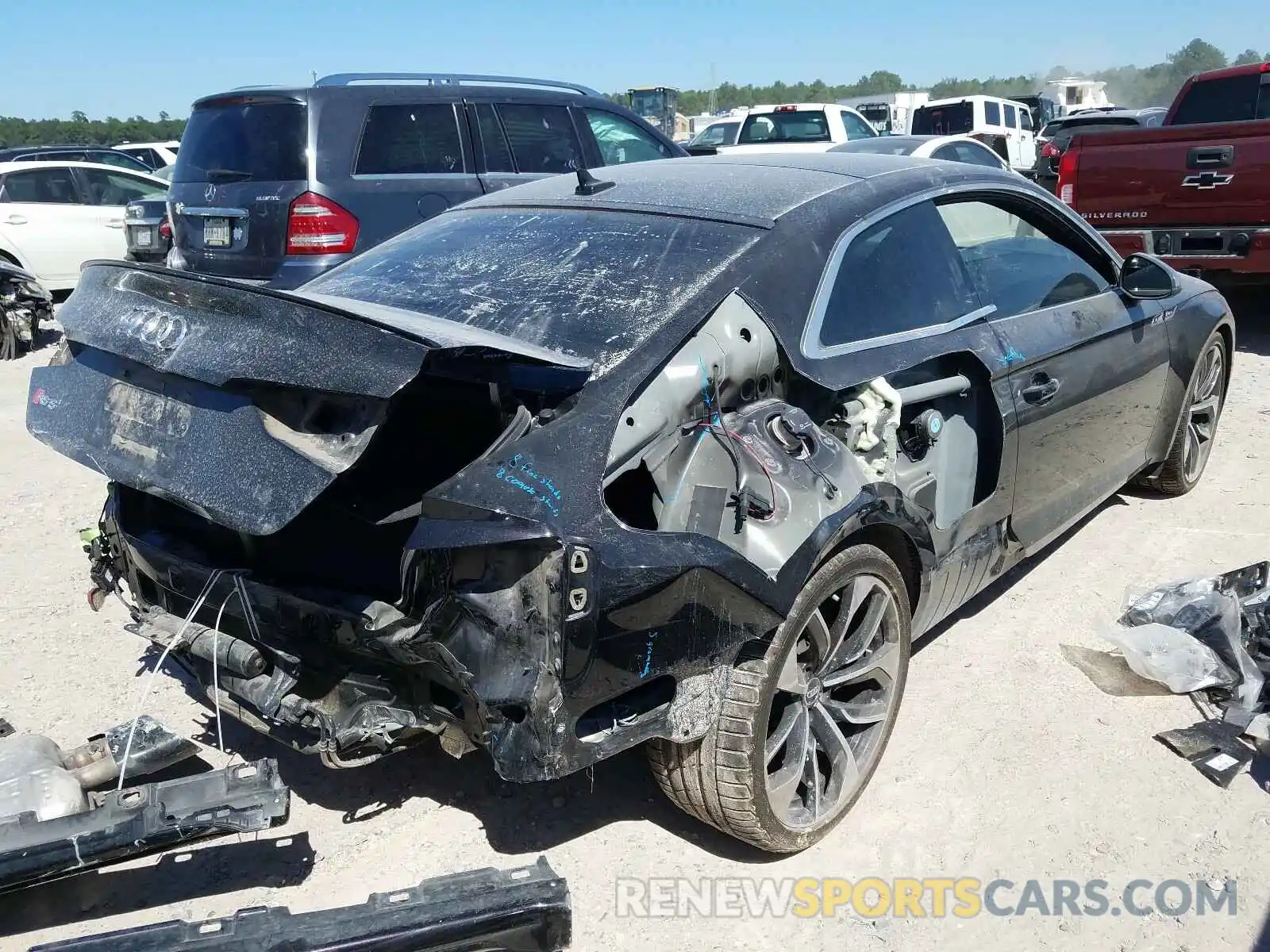 4 Photograph of a damaged car WUAPWAF51KA907863 AUDI S5/RS5 2019