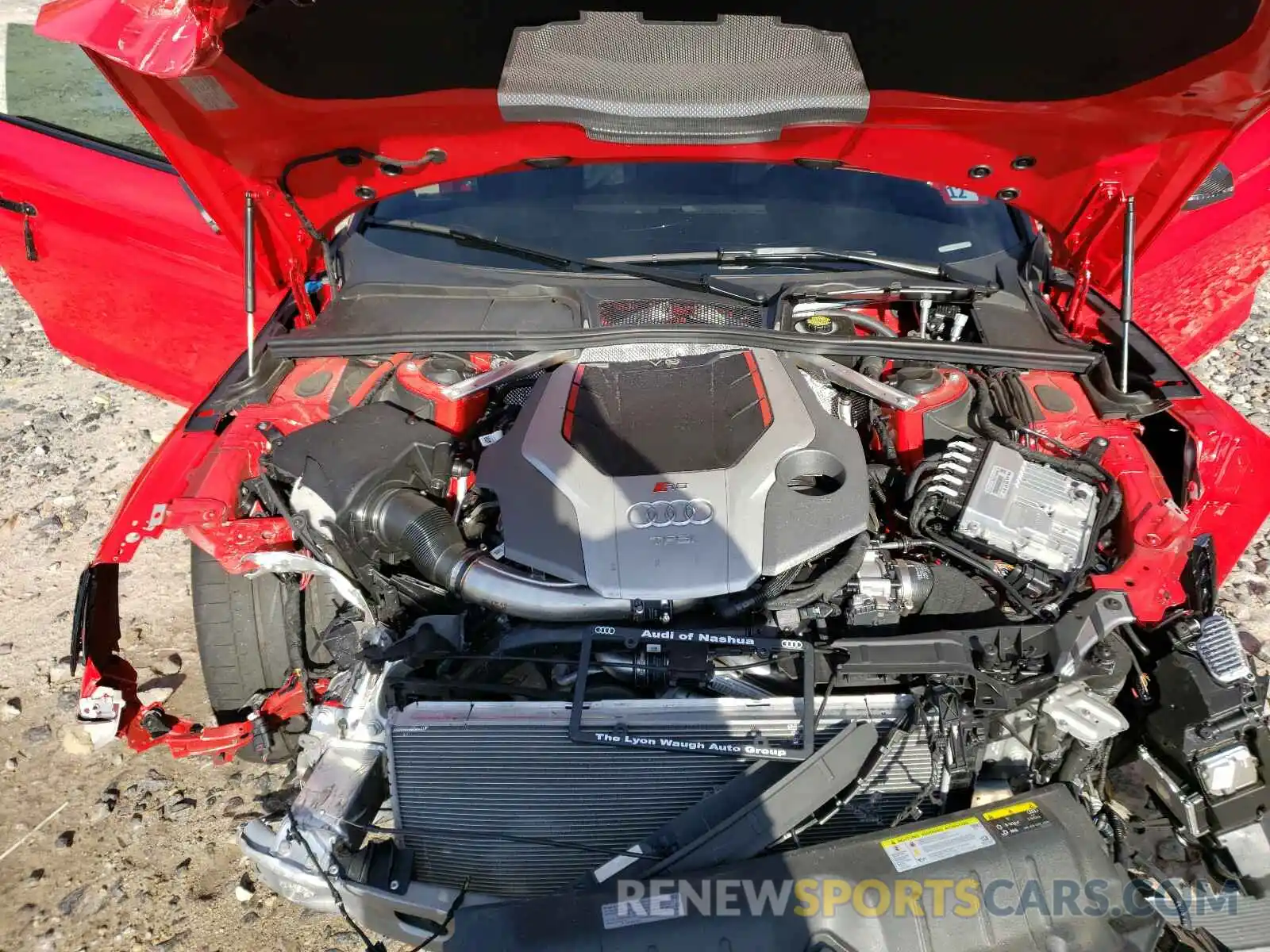 7 Photograph of a damaged car WUAPWAF54KA902527 AUDI S5/RS5 2019