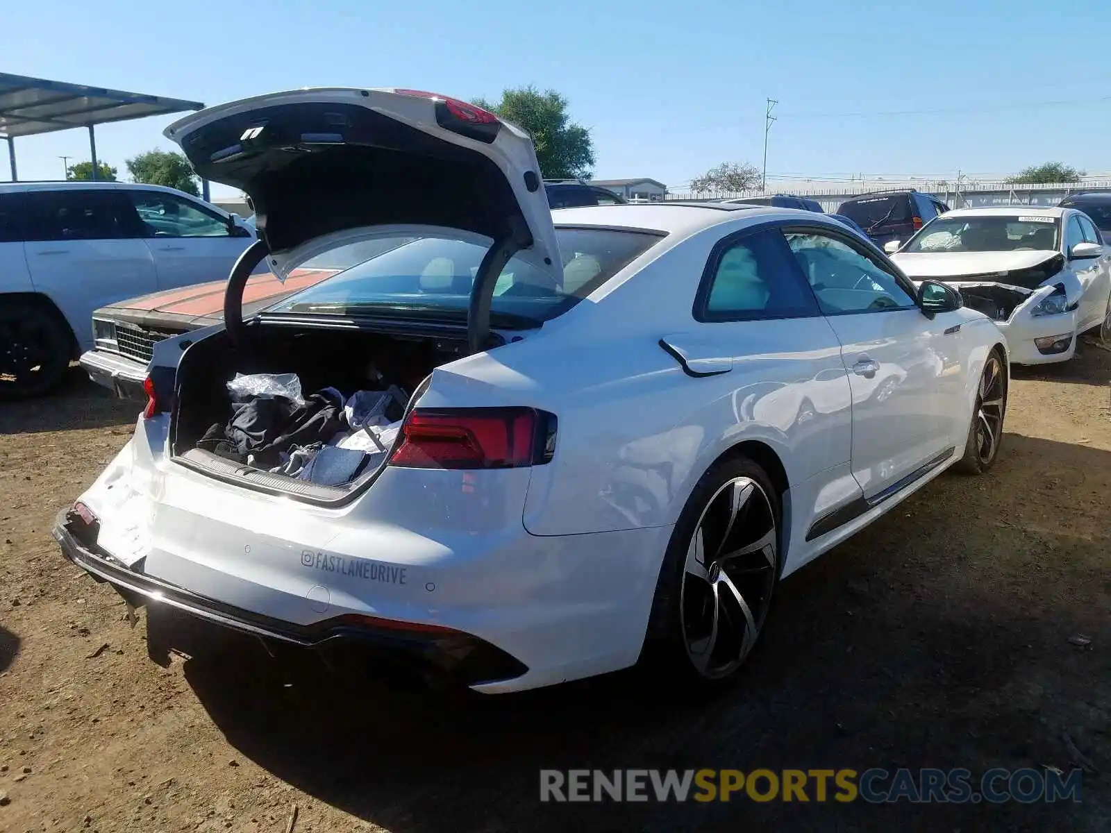 4 Photograph of a damaged car WUAPWAF54KA902995 AUDI S5/RS5 2019