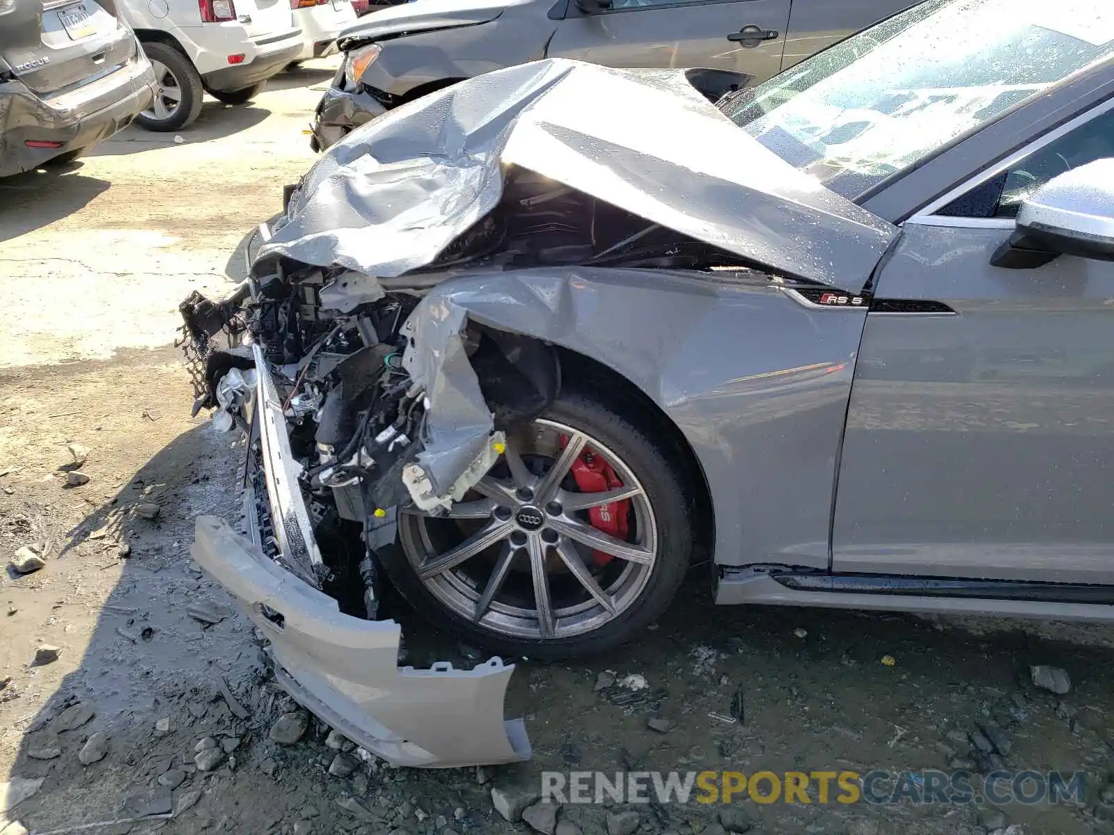 9 Photograph of a damaged car WUAPWAF57KA908080 AUDI S5/RS5 2019