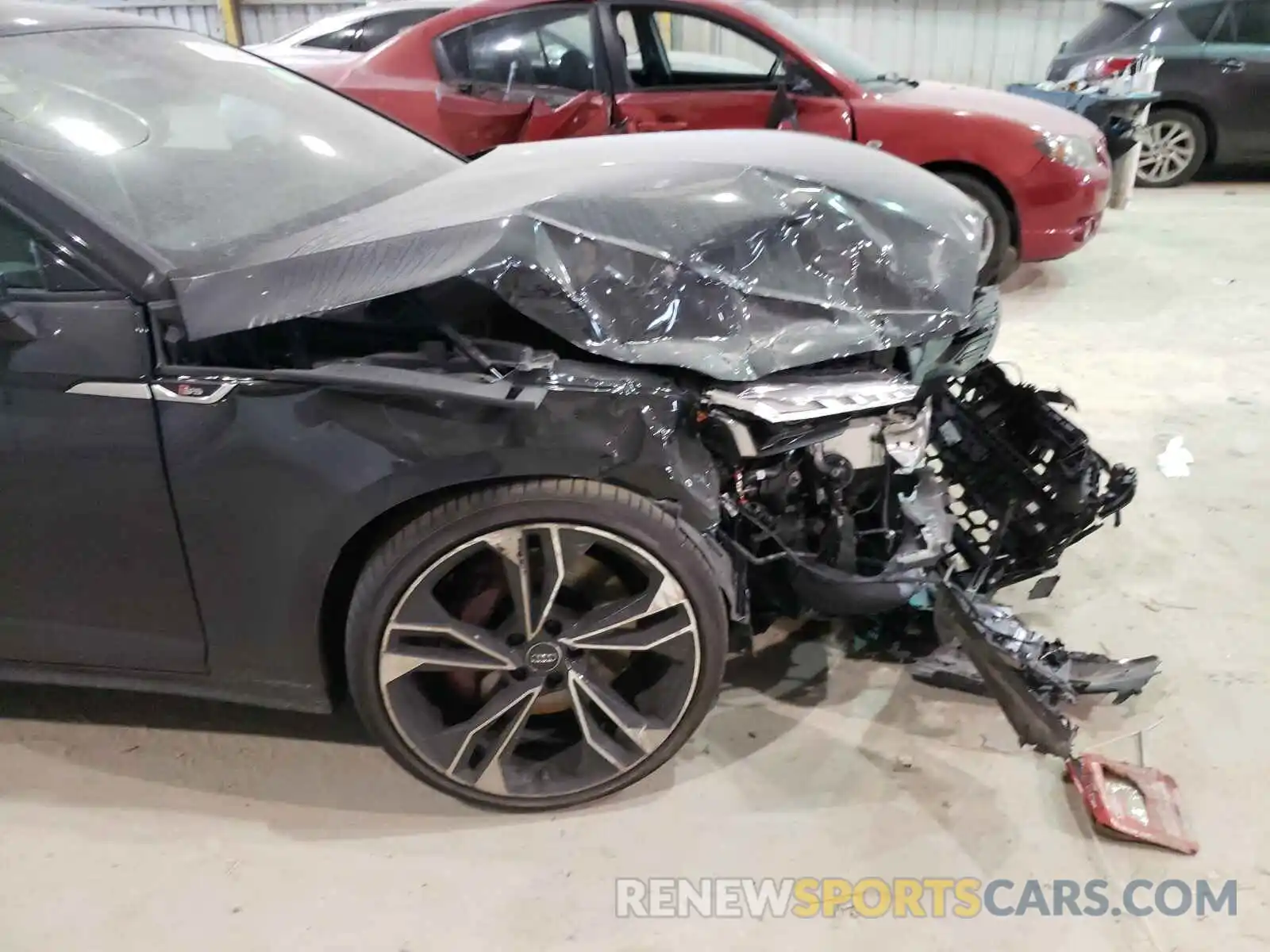 9 Photograph of a damaged car WAUB4CF56MA018422 AUDI S5/RS5 2021